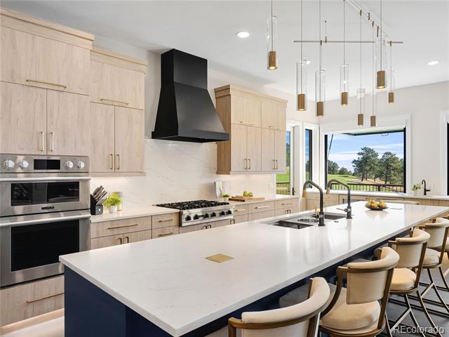 2768 Country Club Lane