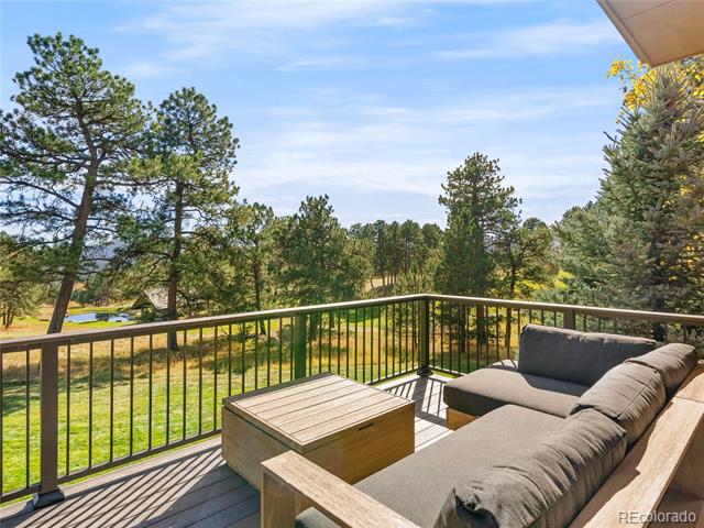 2768 Country Club Lane