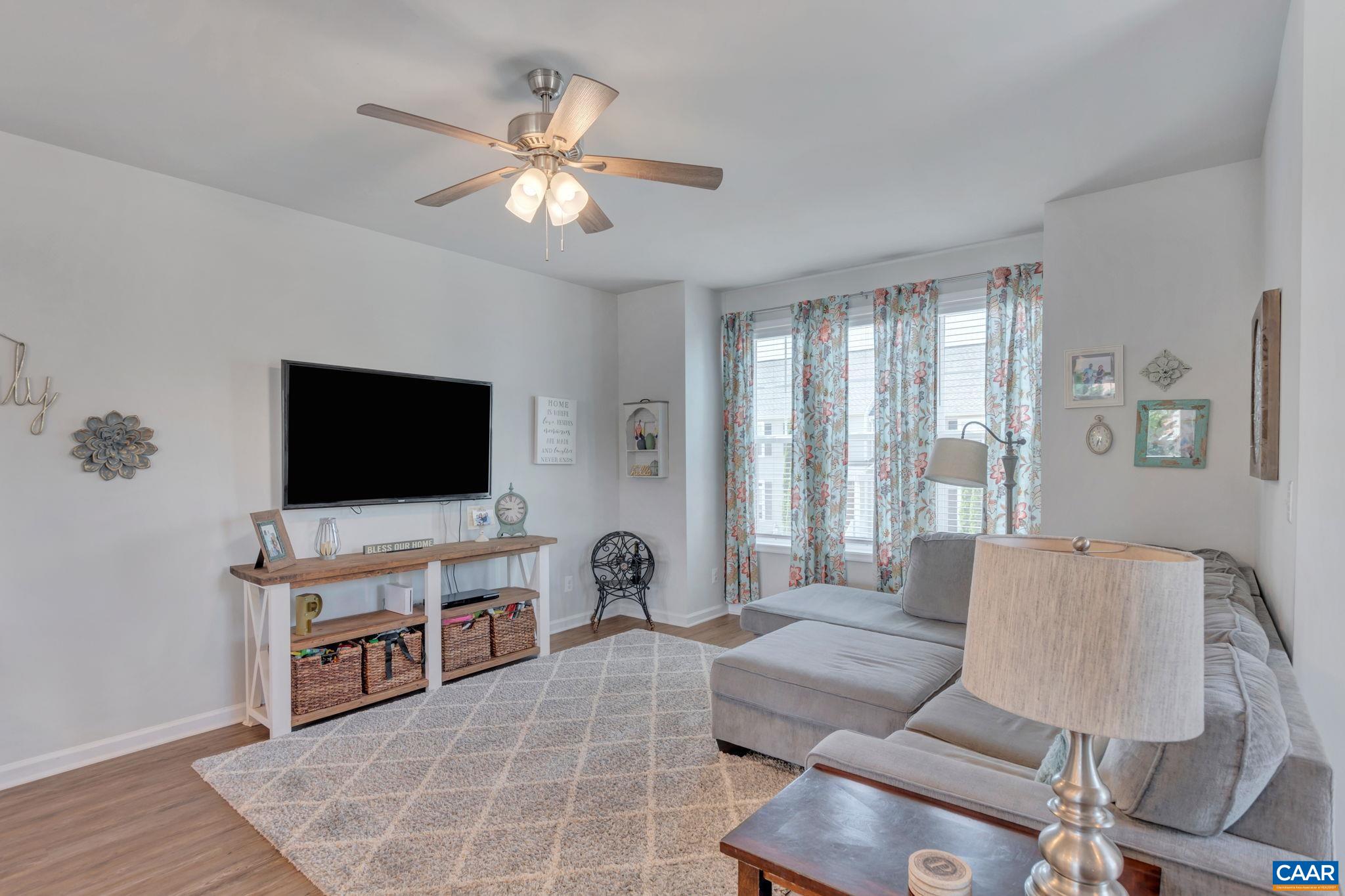 3554 GRAND FORKS BLVD