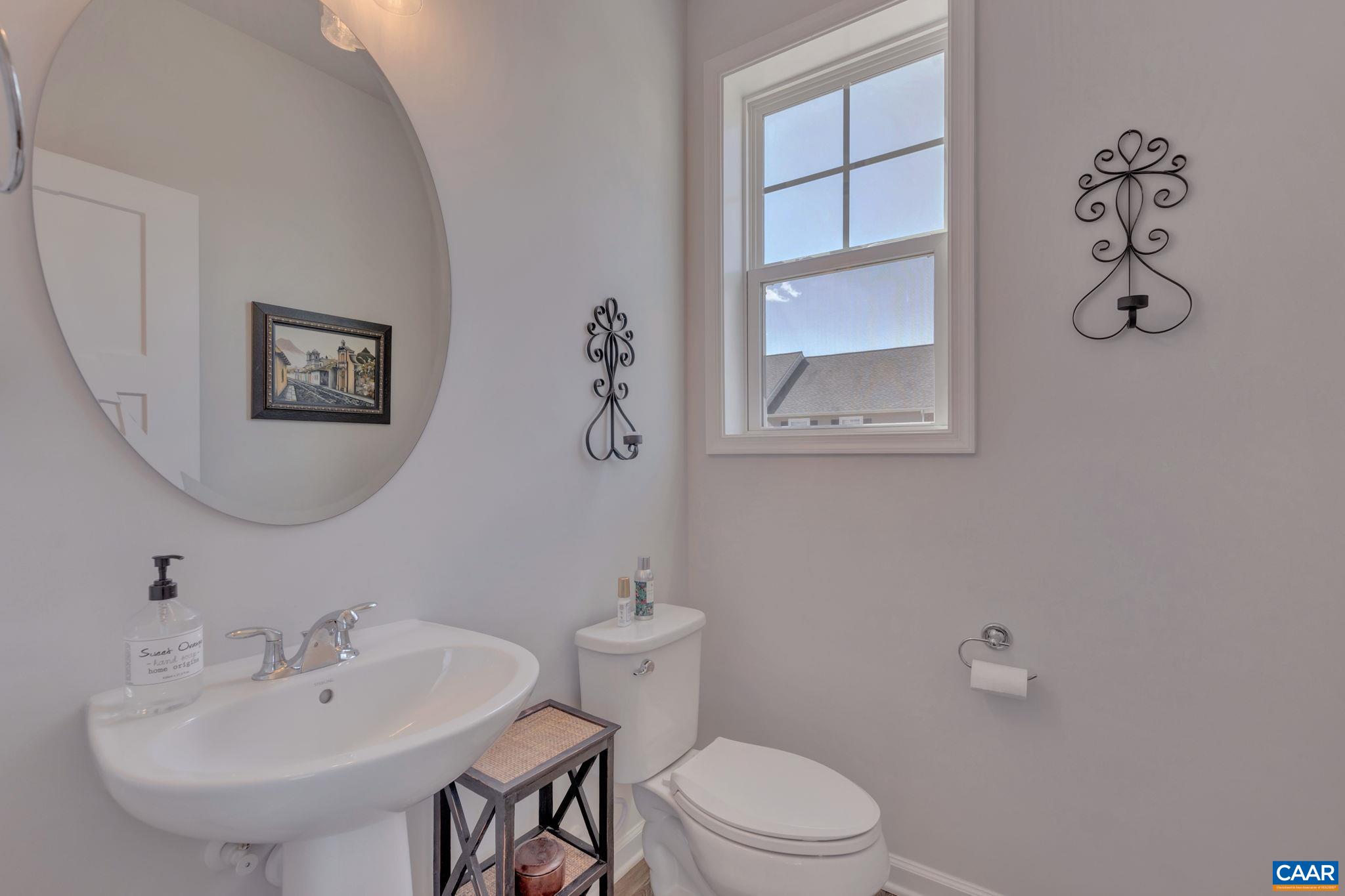 3554 GRAND FORKS BLVD