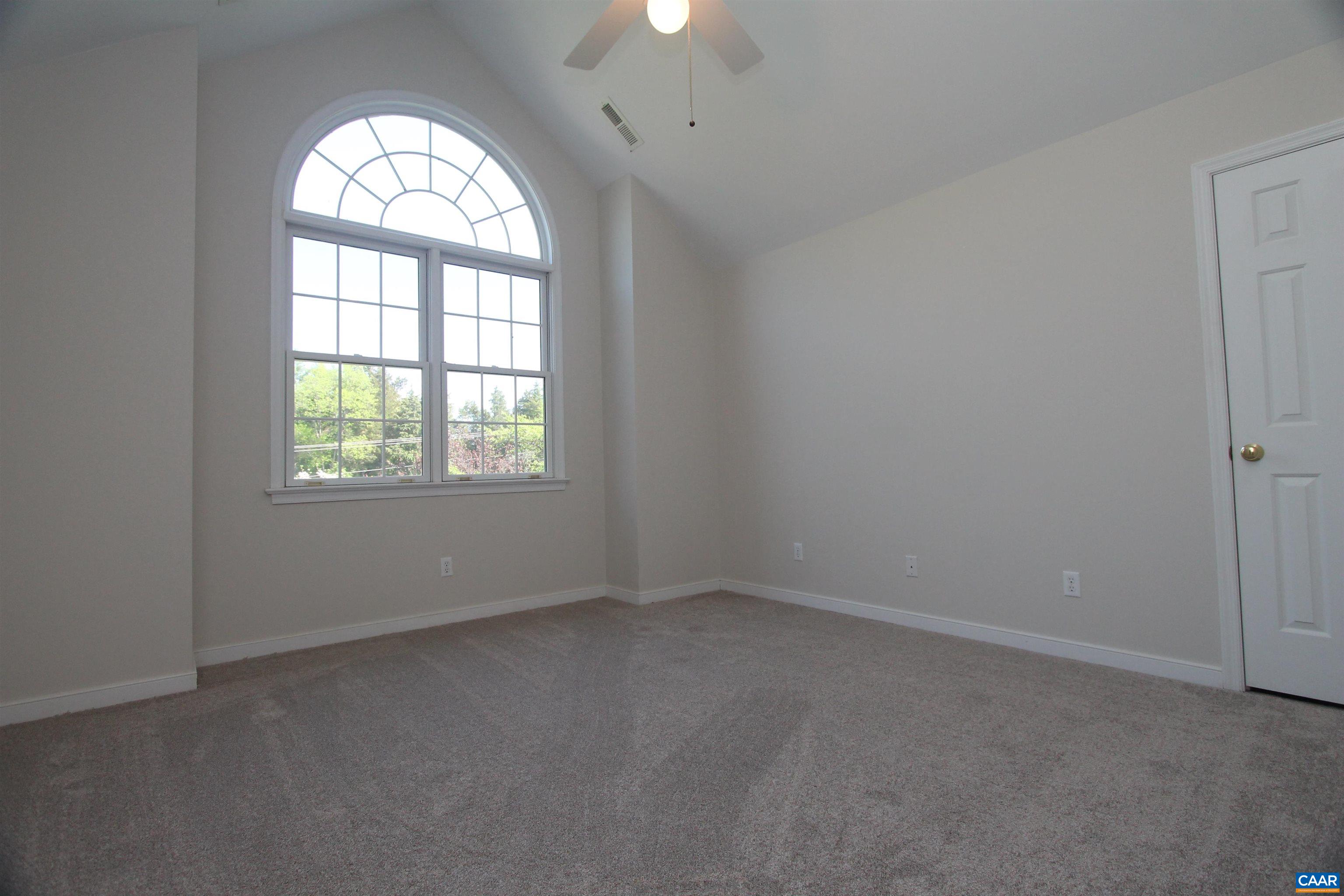 525 REAS FORD RD