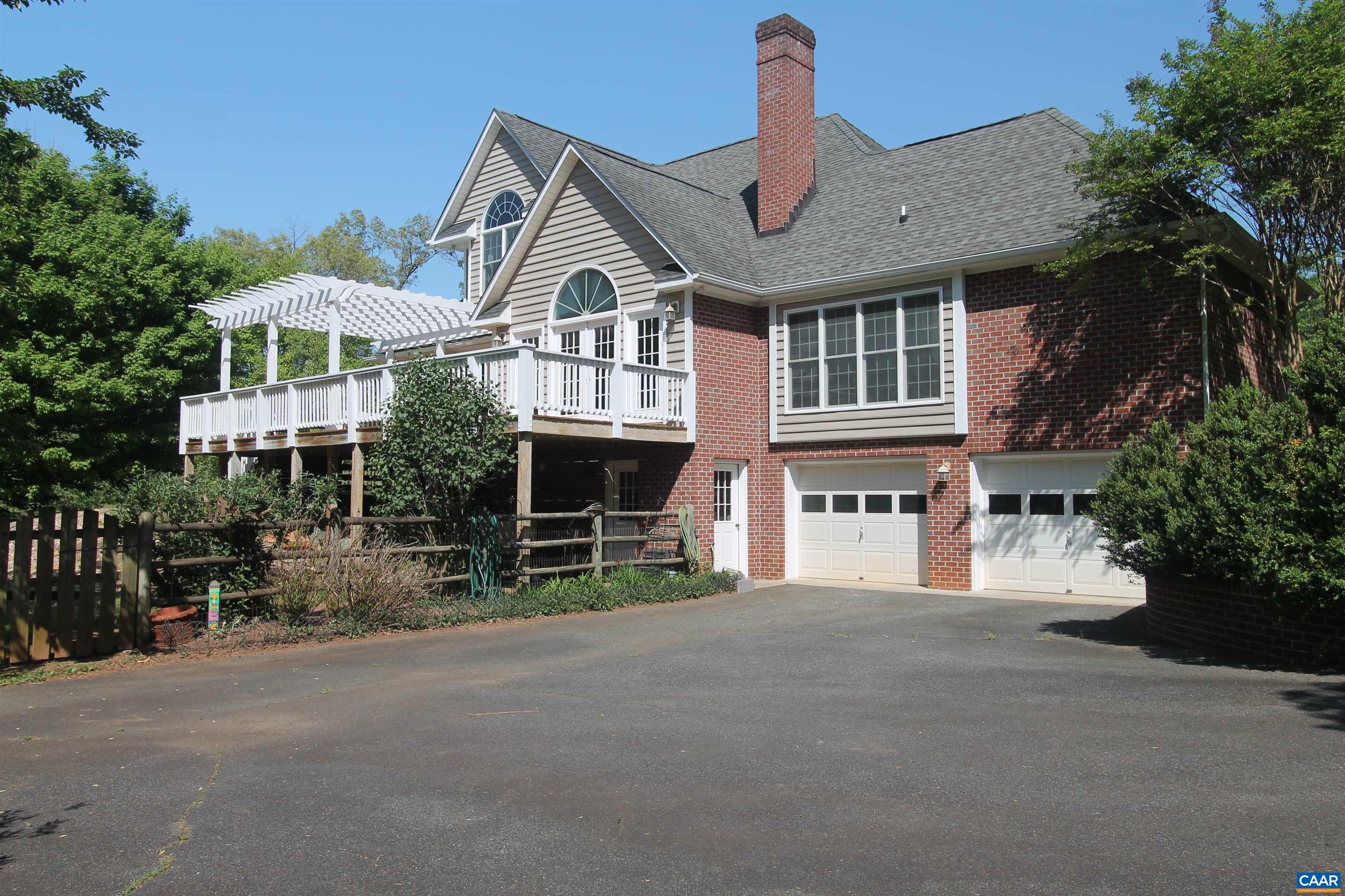 525 REAS FORD RD