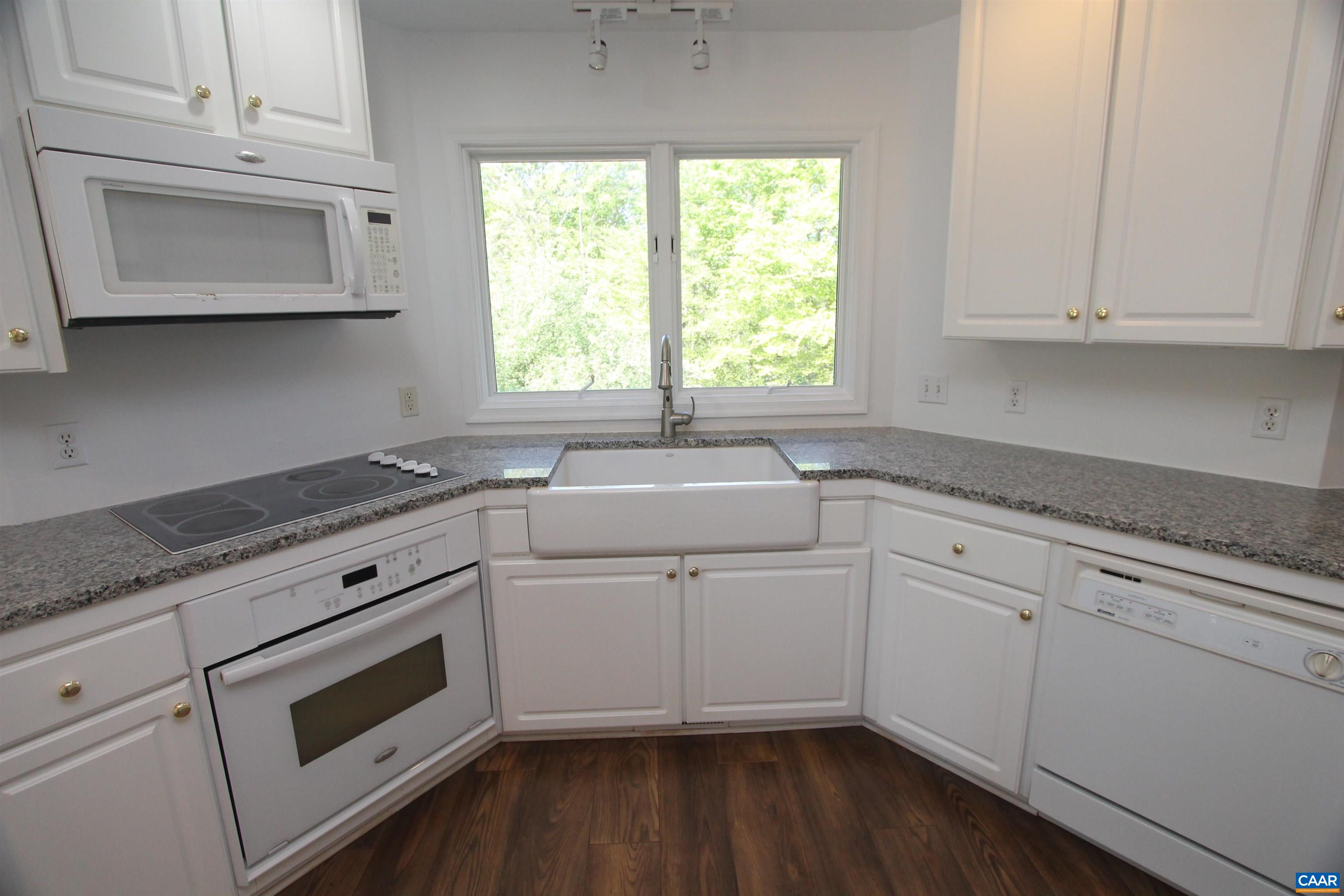 525 REAS FORD RD