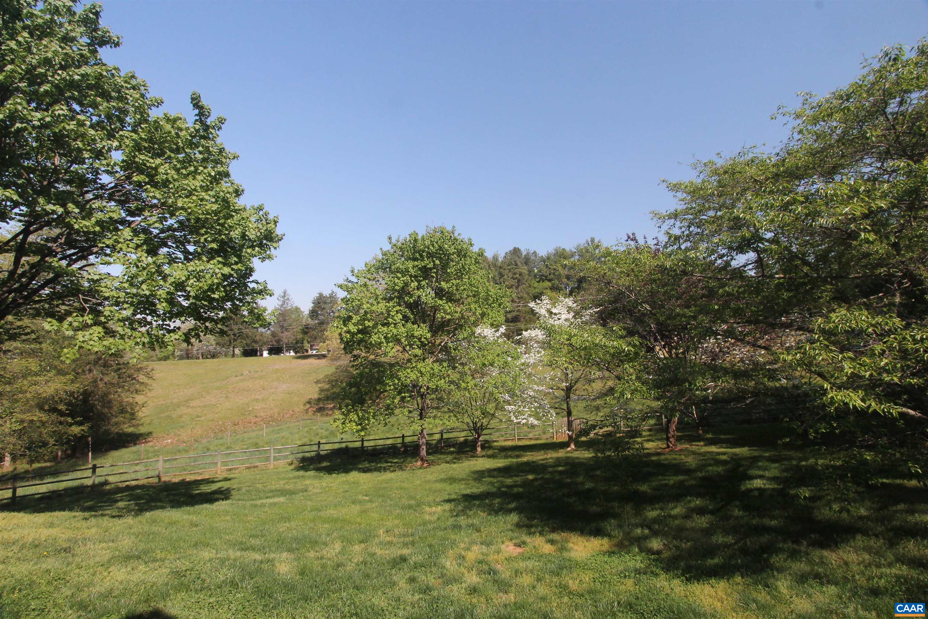525 REAS FORD RD