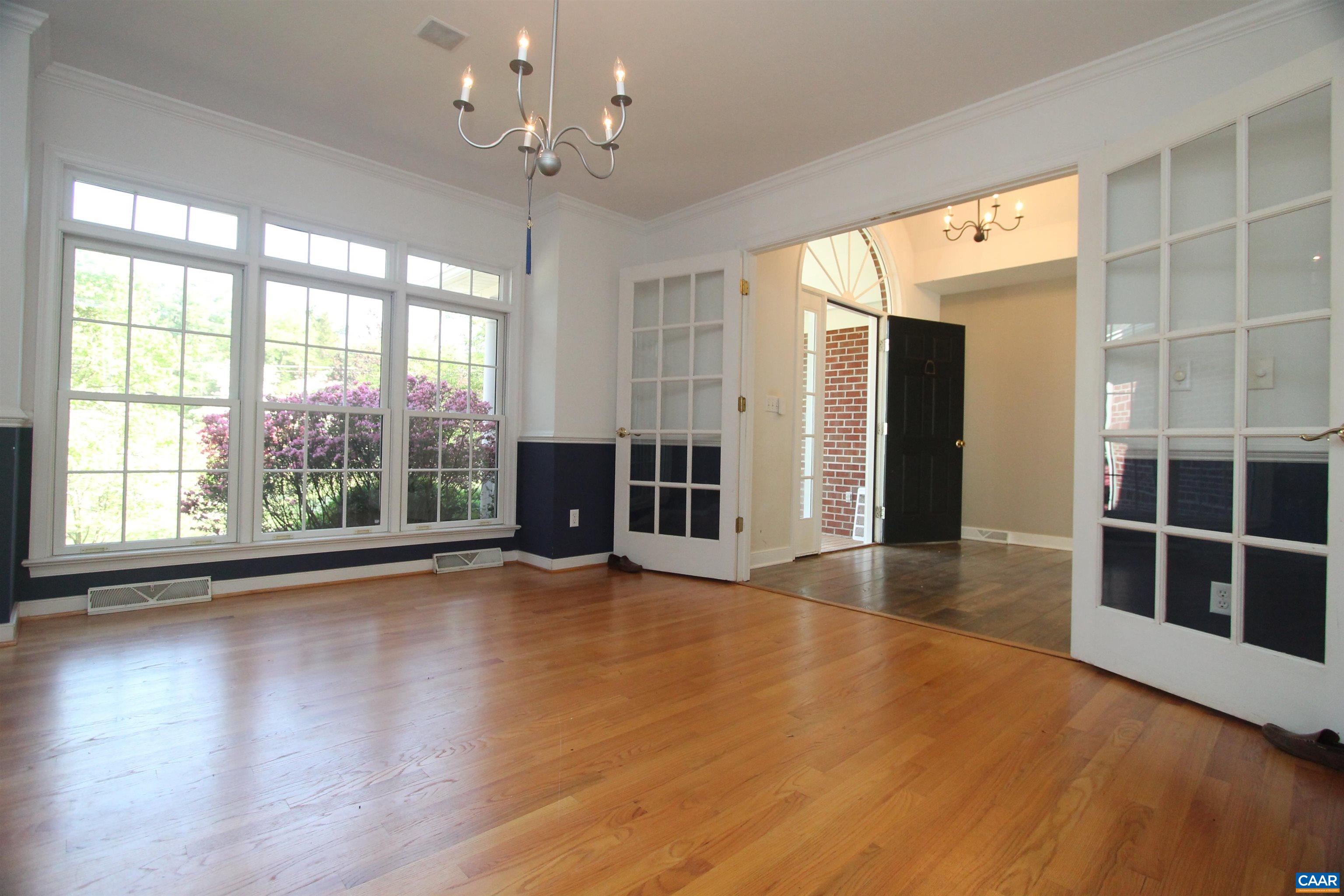 525 REAS FORD RD