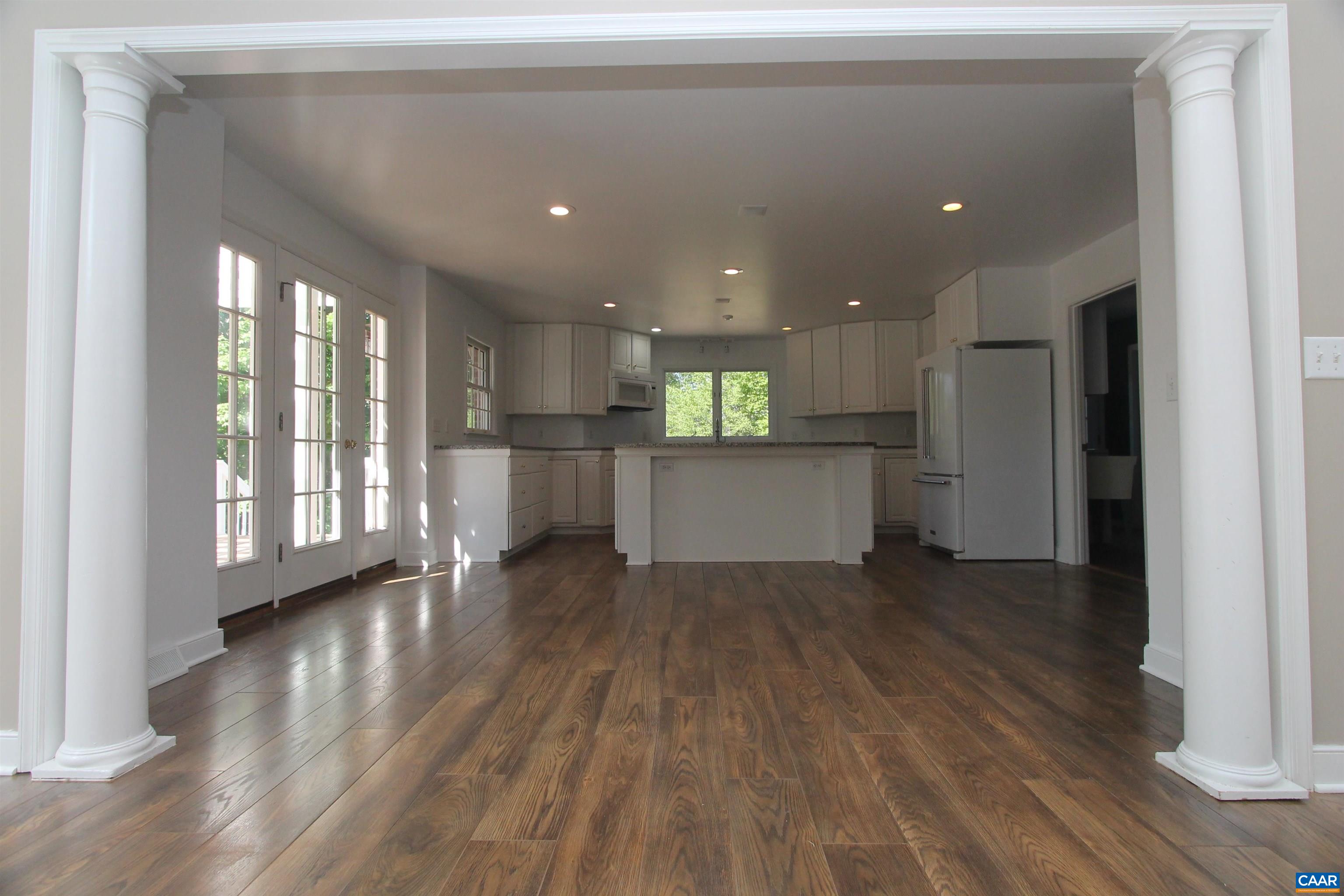 525 REAS FORD RD
