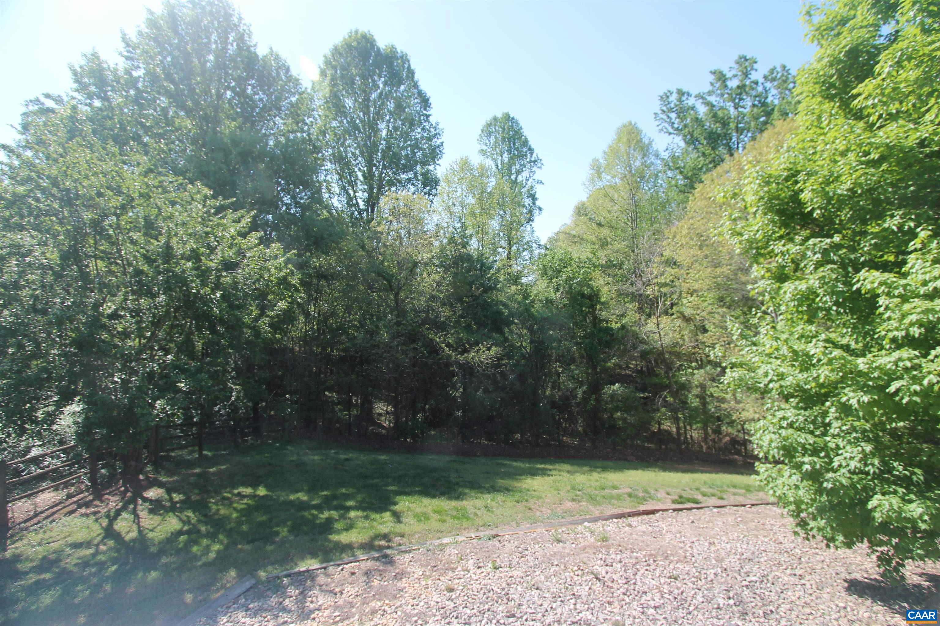 525 REAS FORD RD
