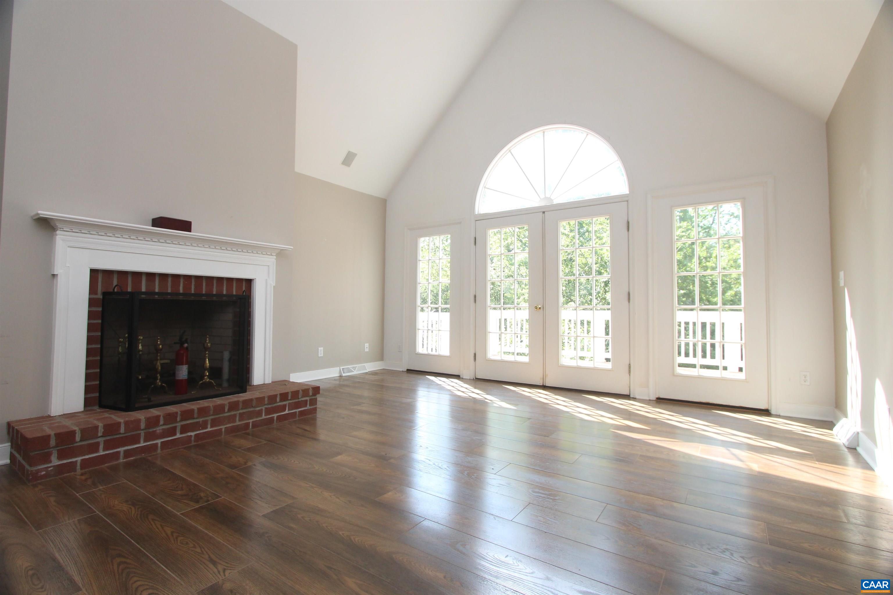 525 REAS FORD RD