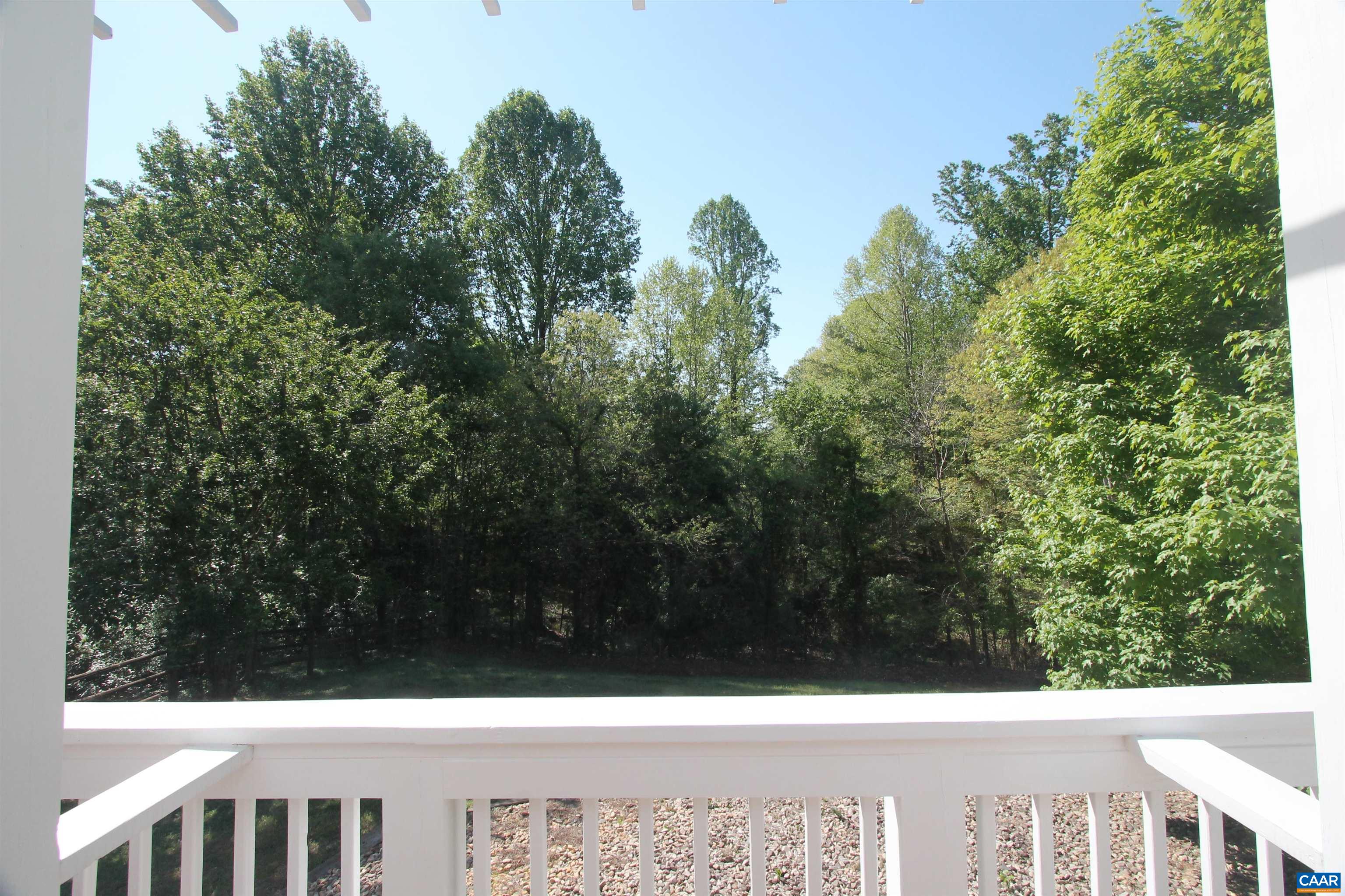 525 REAS FORD RD