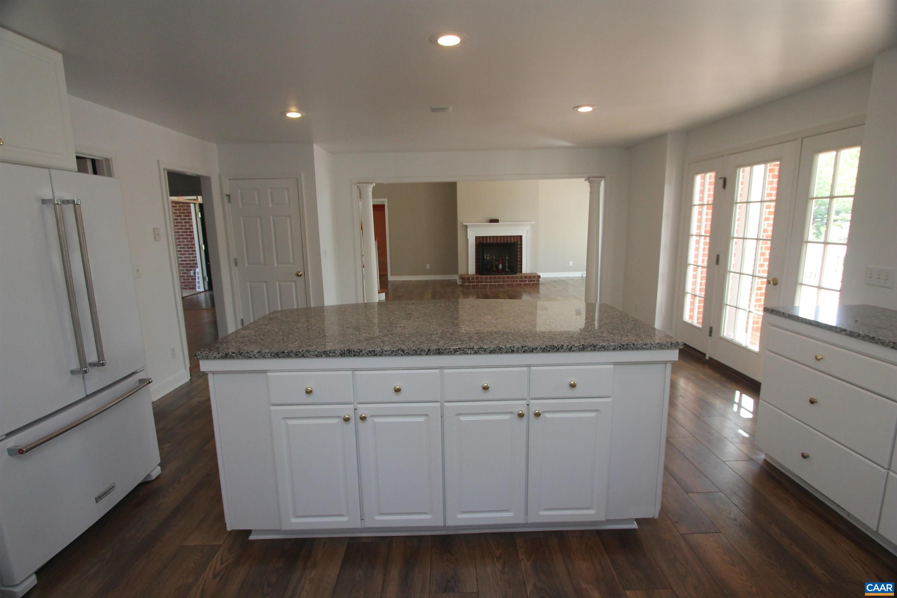 525 REAS FORD RD