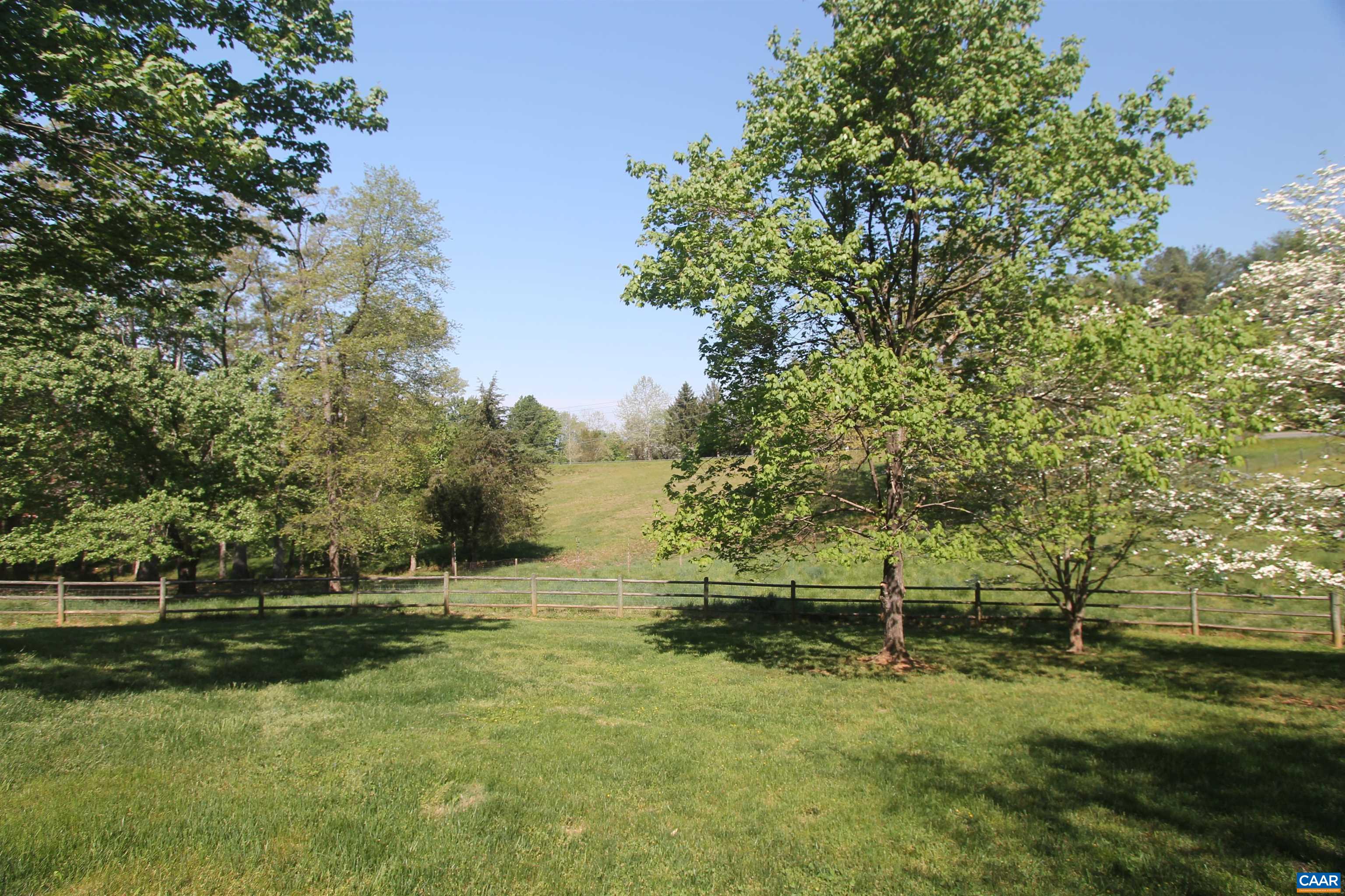 525 REAS FORD RD