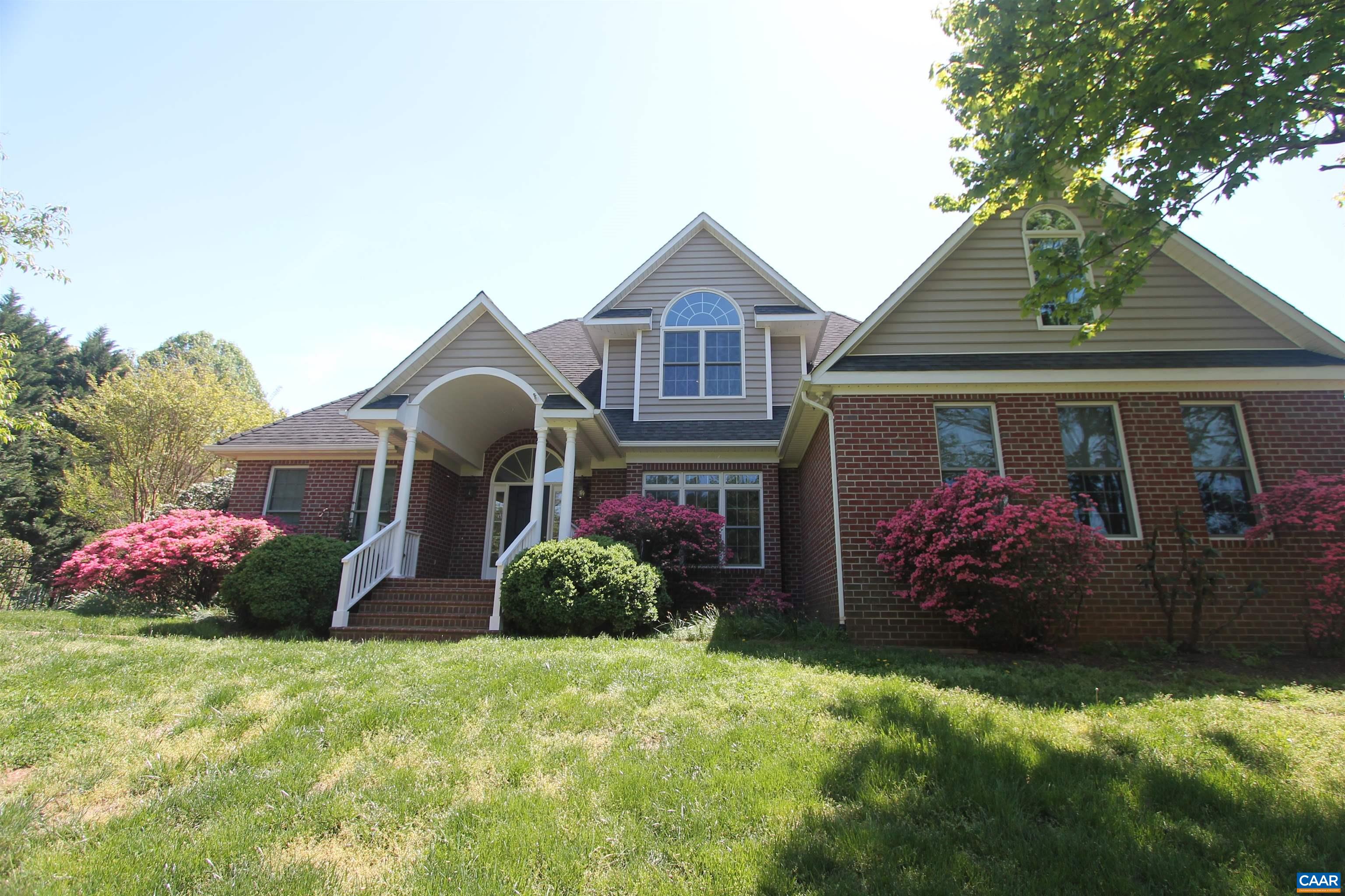 525 REAS FORD RD