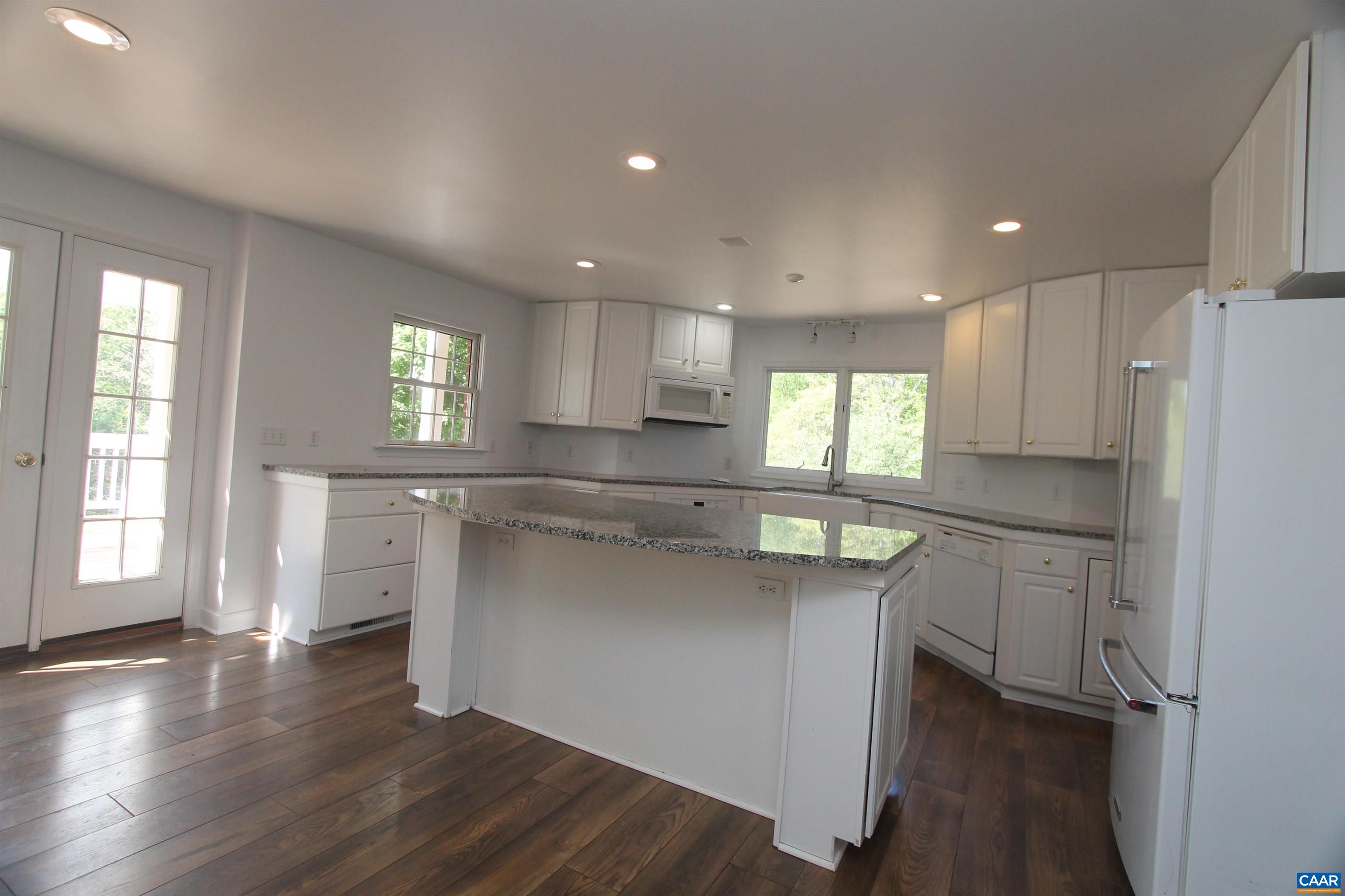 525 REAS FORD RD
