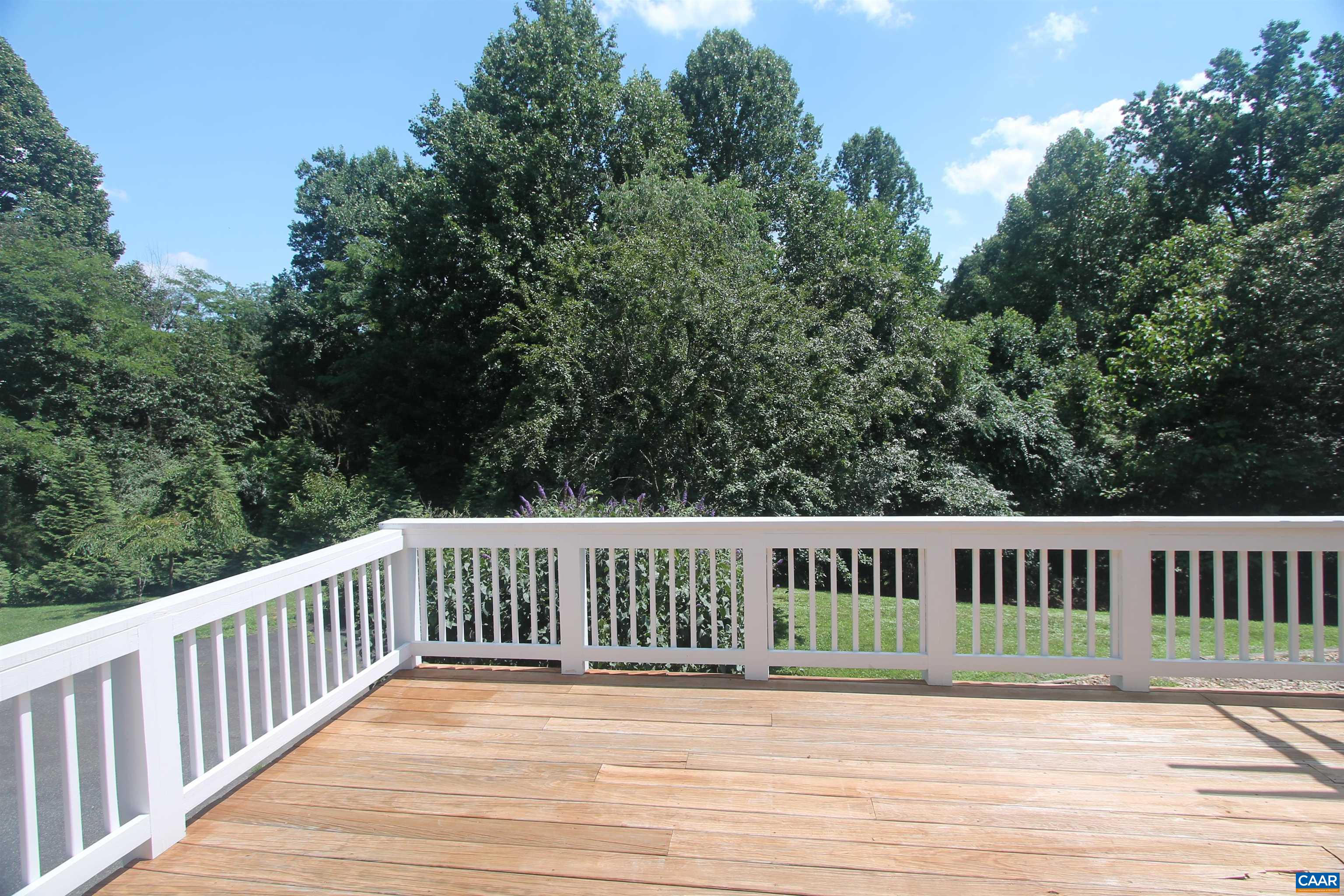 525 REAS FORD RD