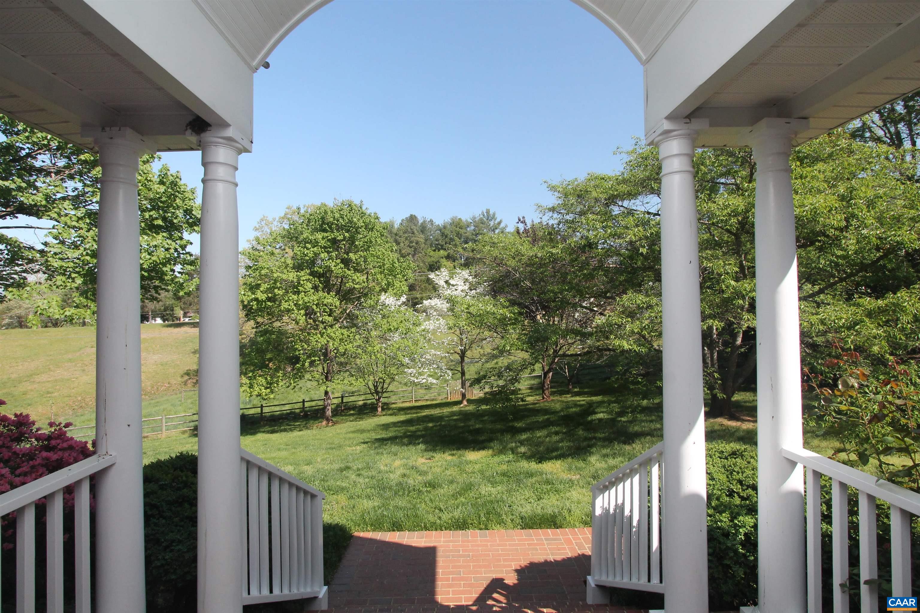525 REAS FORD RD
