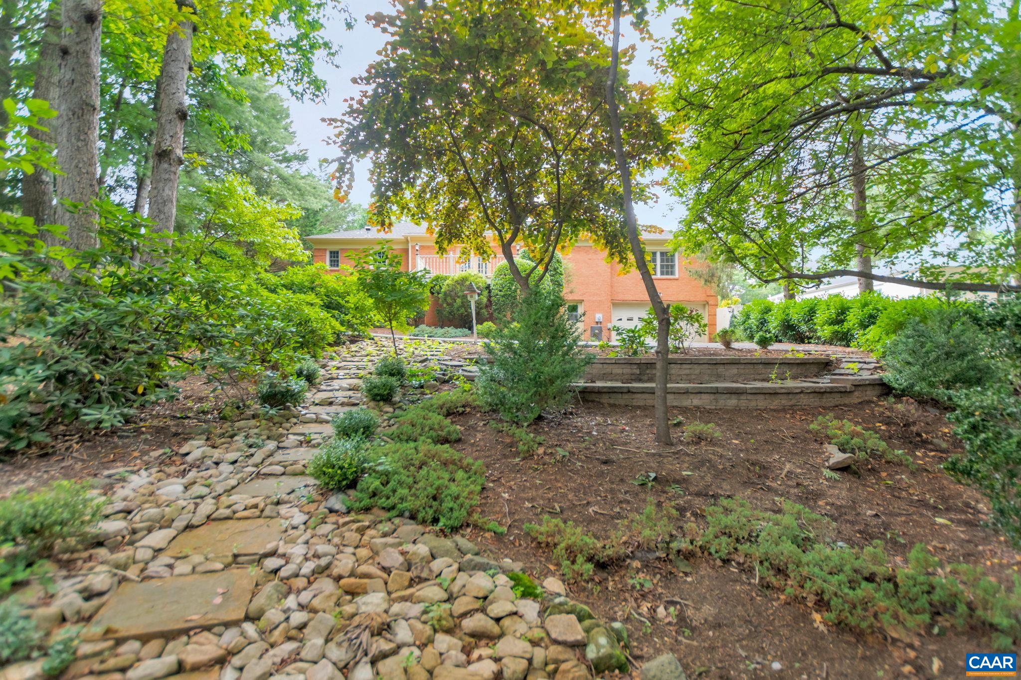 314 WESTMINSTER RD