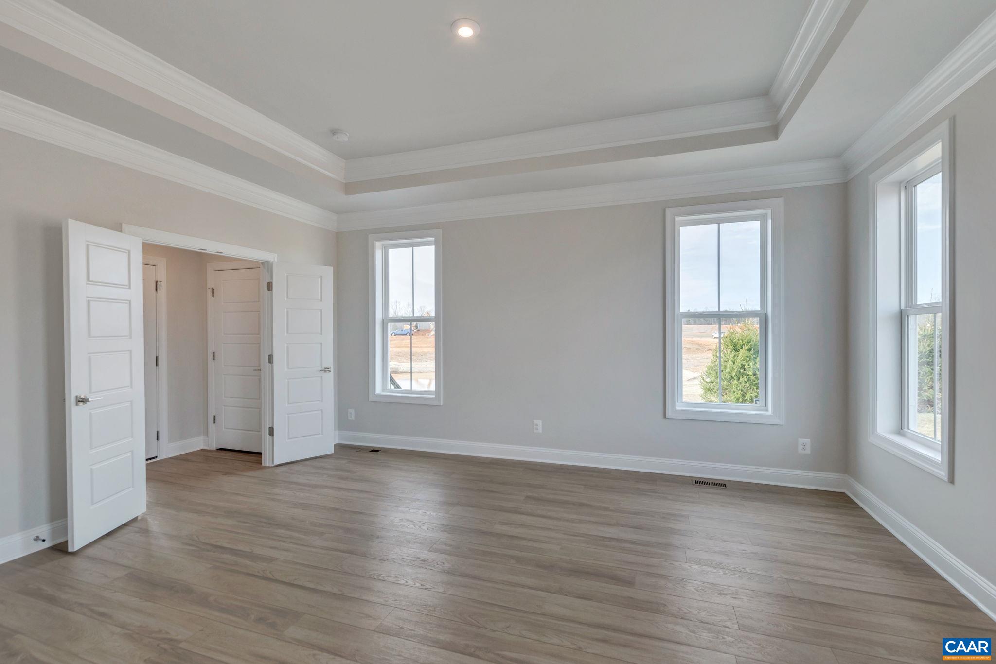 3033 MIRANDA CROSSING