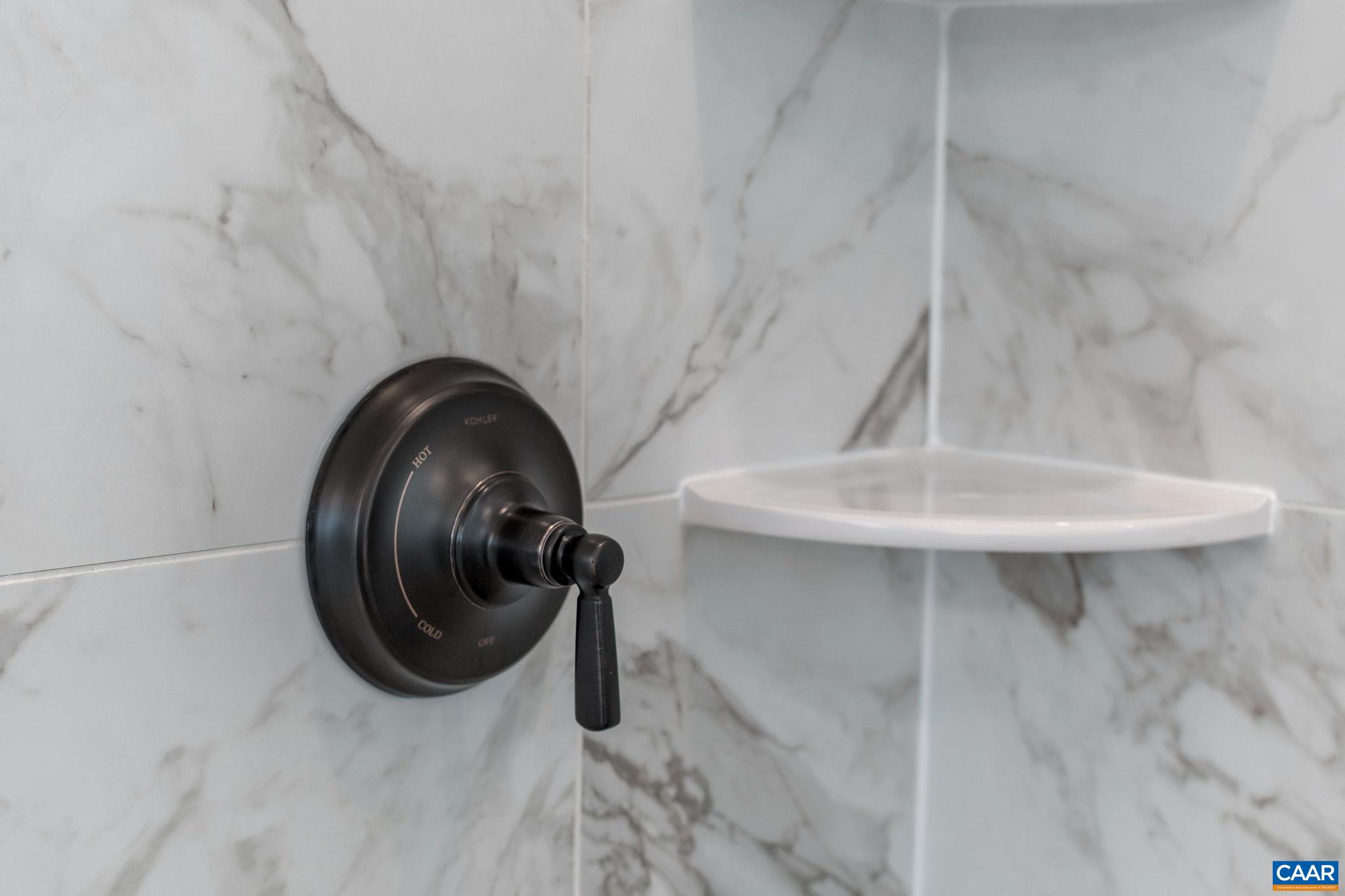 3033 MIRANDA CROSSING