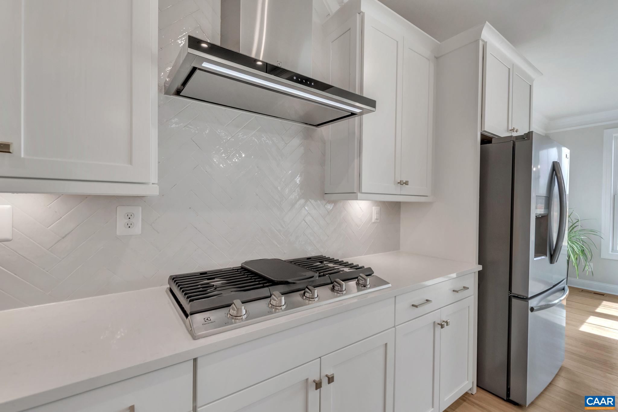 3033 MIRANDA CROSSING