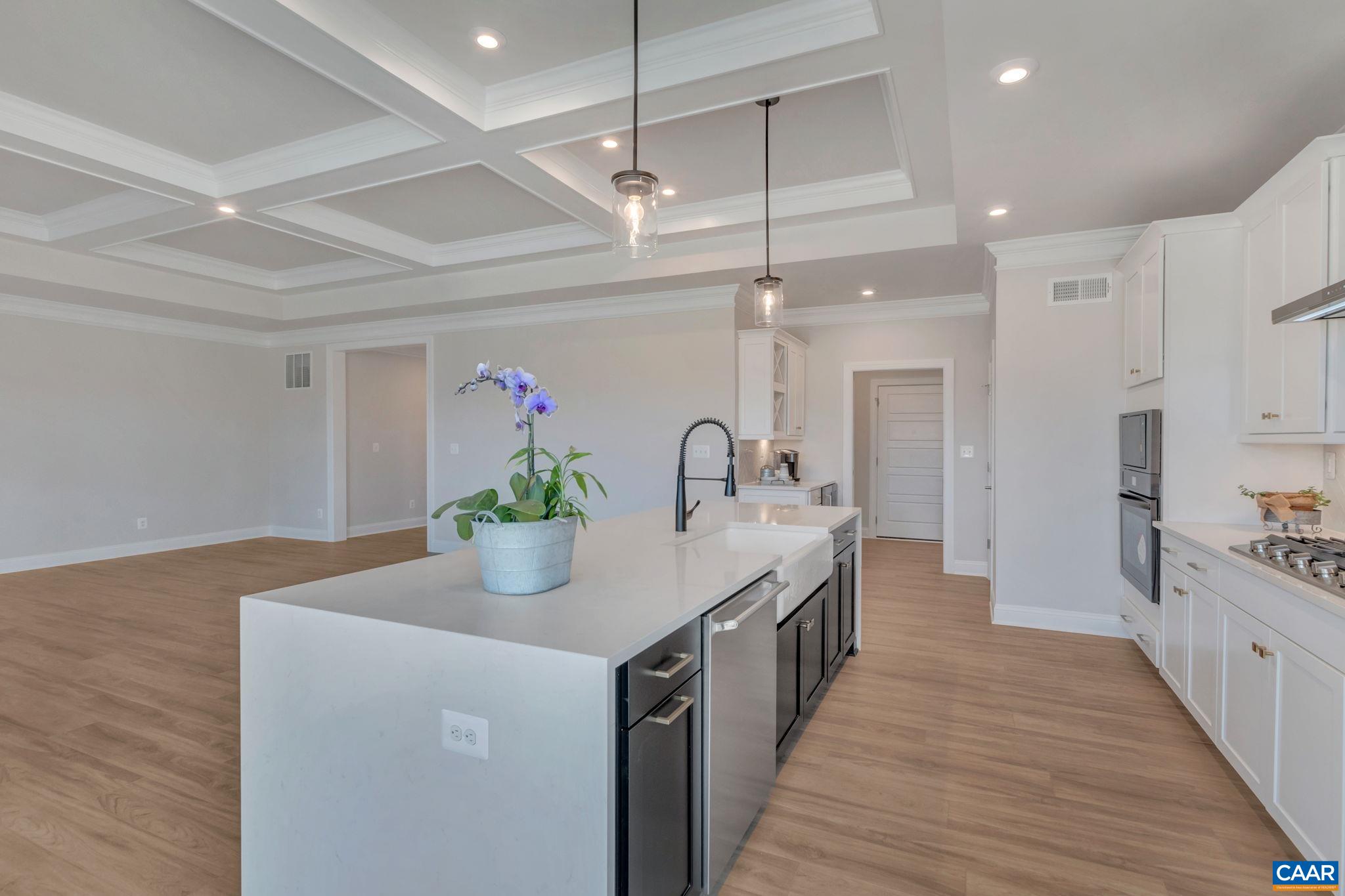 3033 MIRANDA CROSSING