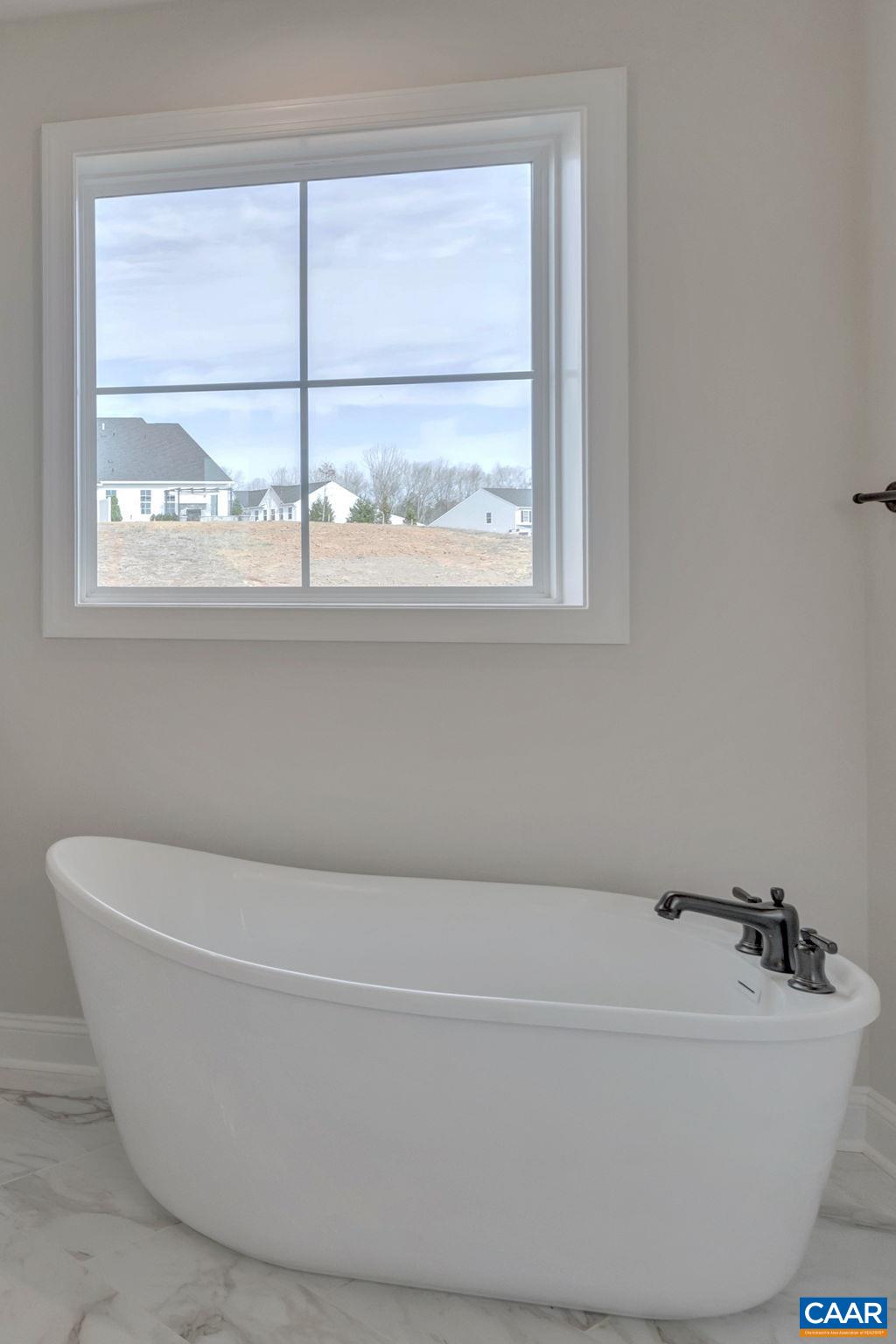 3033 MIRANDA CROSSING