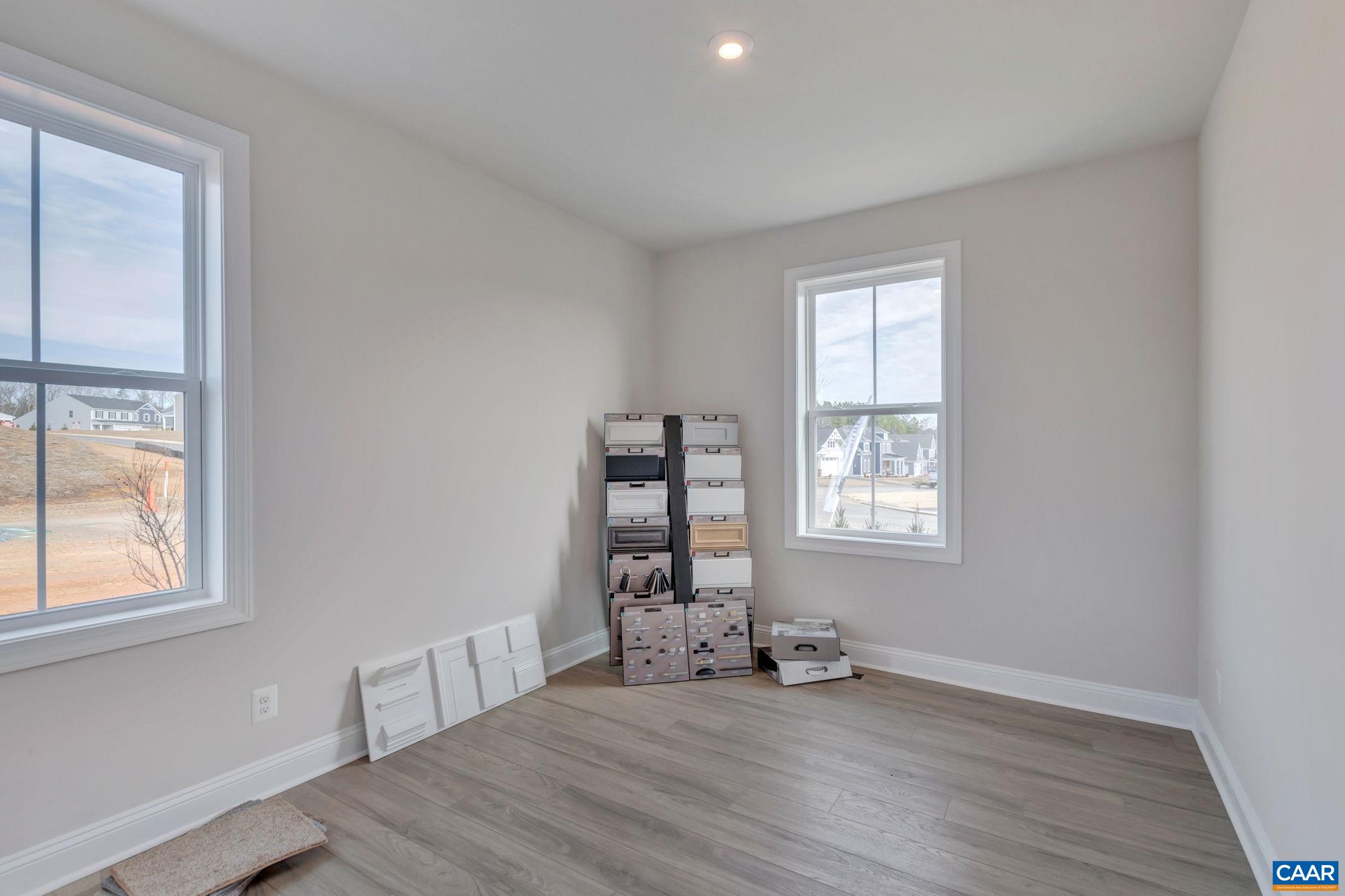 3033 MIRANDA CROSSING