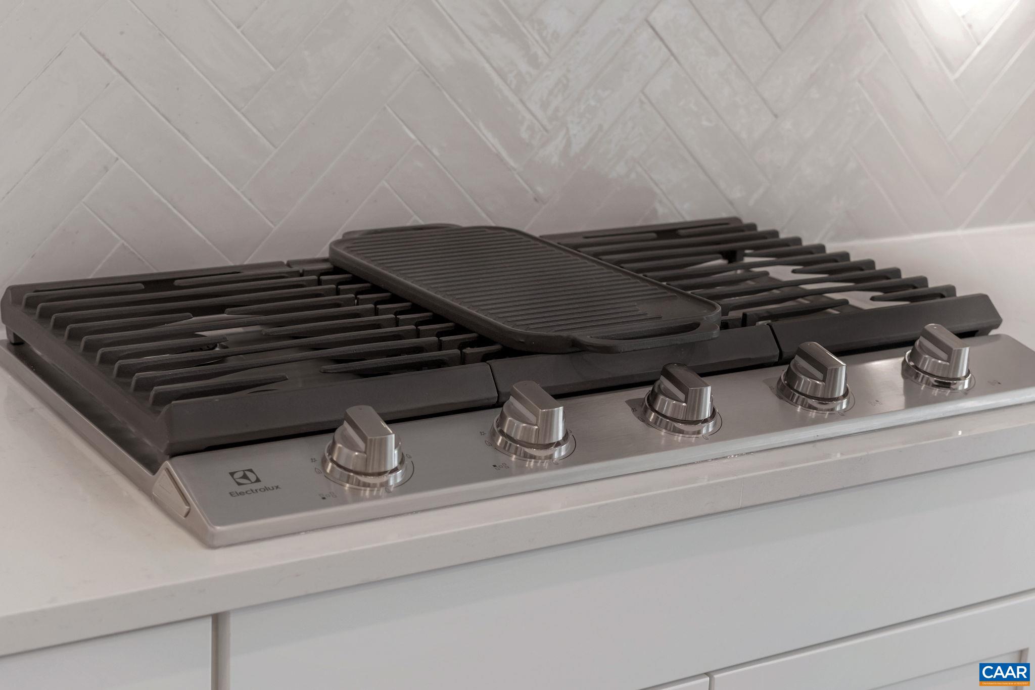 3033 MIRANDA CROSSING