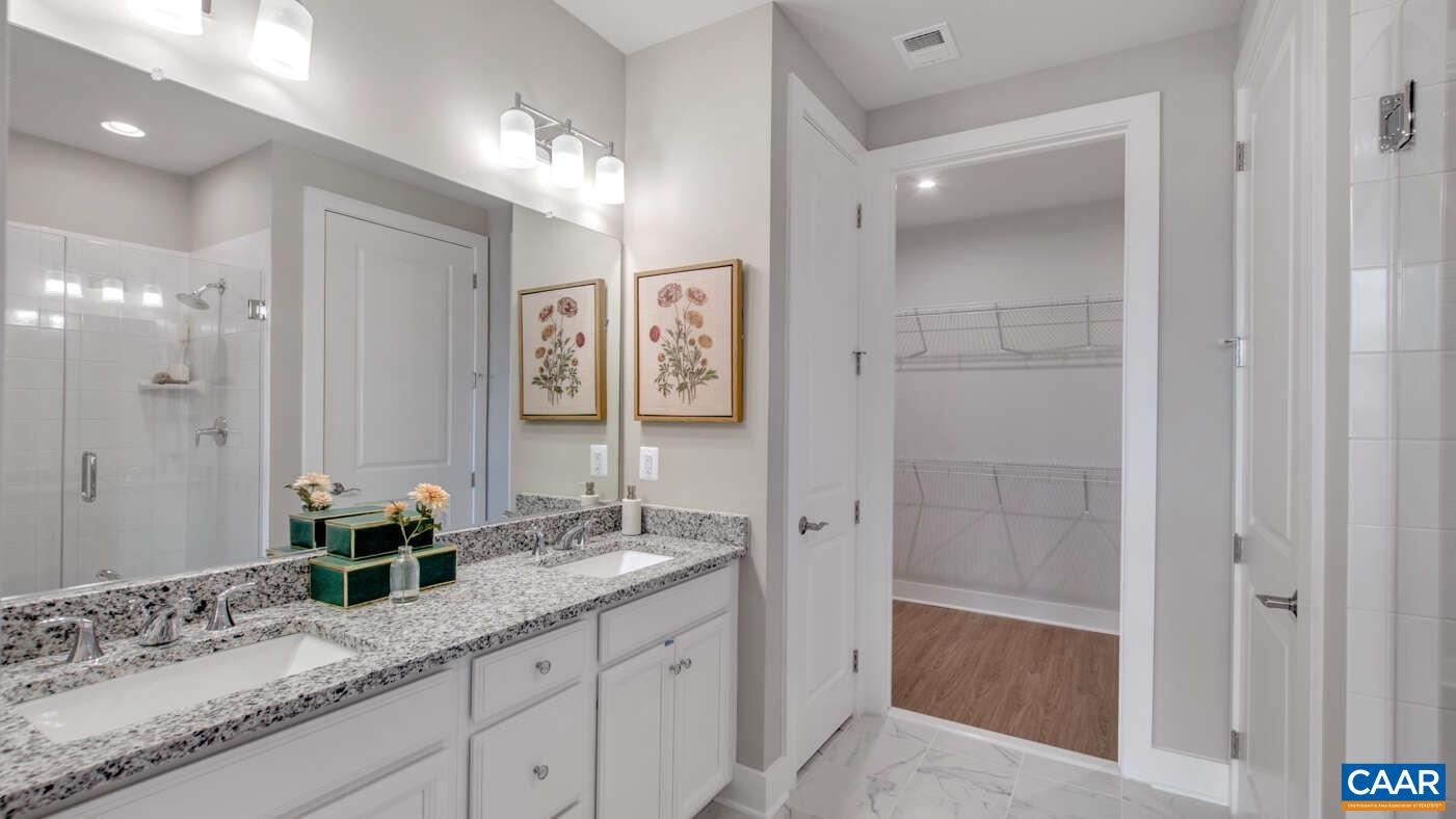 1774 FLORA LN