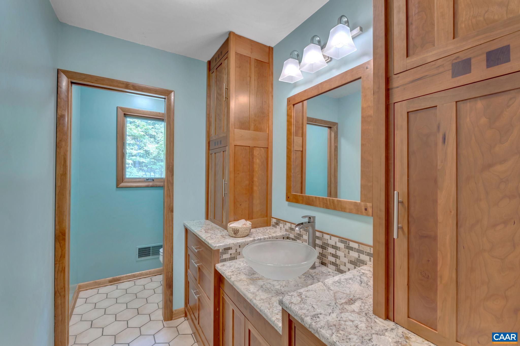 210 TURKS MOUNTAIN TRL