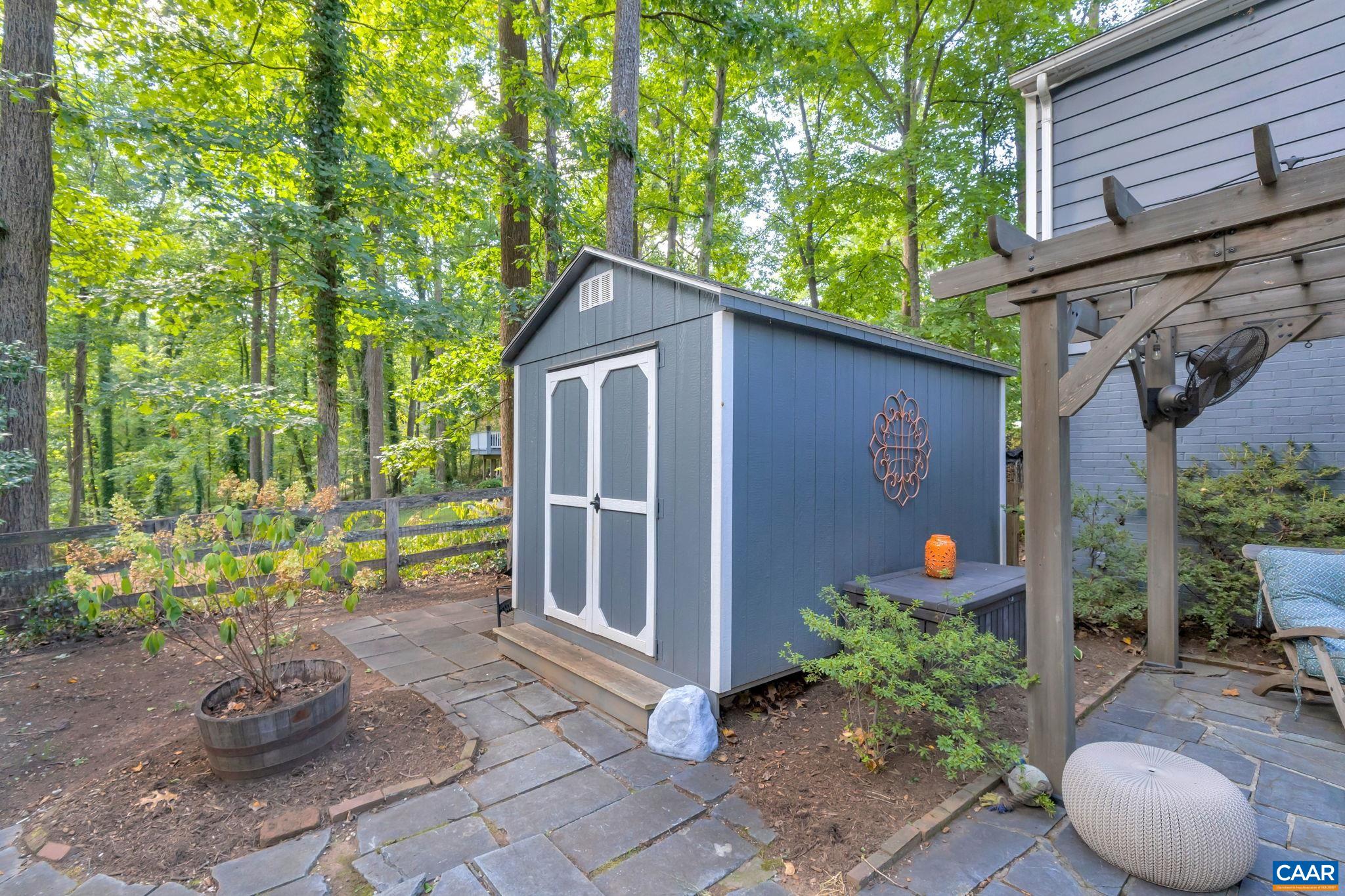 1717 SOLOMON RD