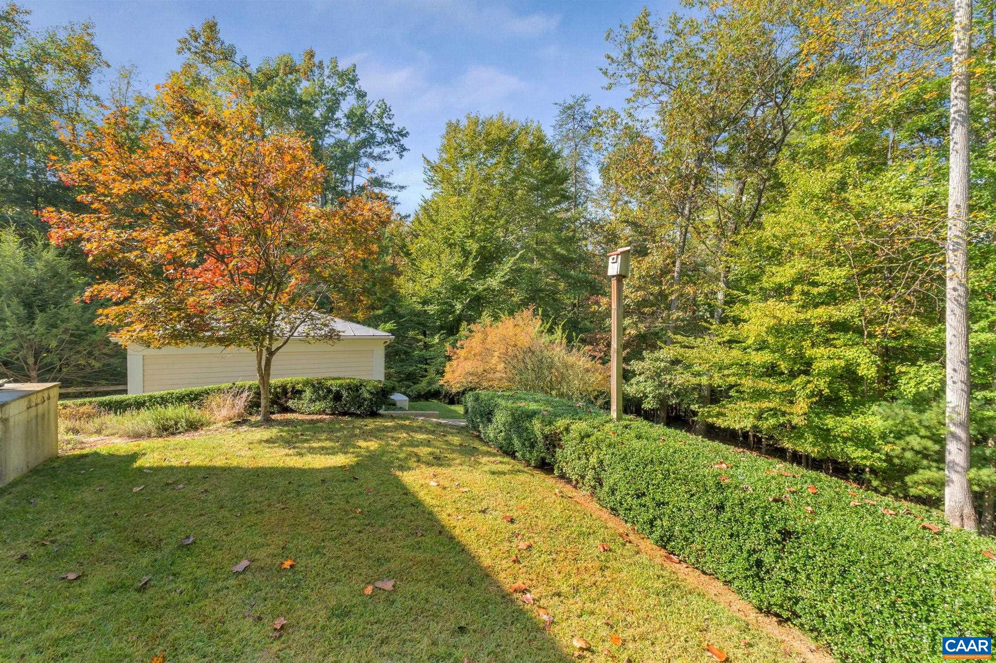 1048 TILMAN RD