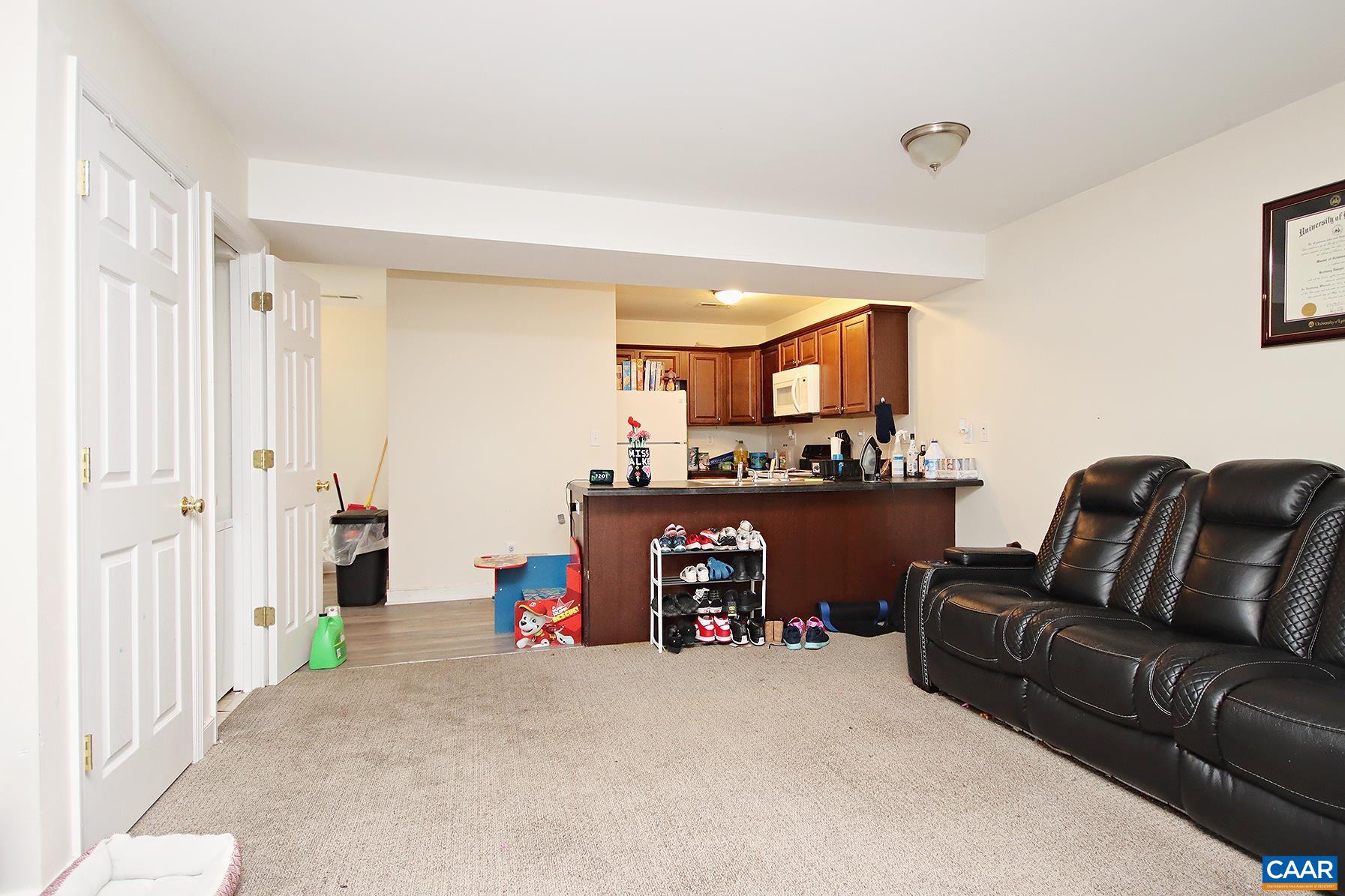 413 VALLEY ROAD EXT Unit: A & B