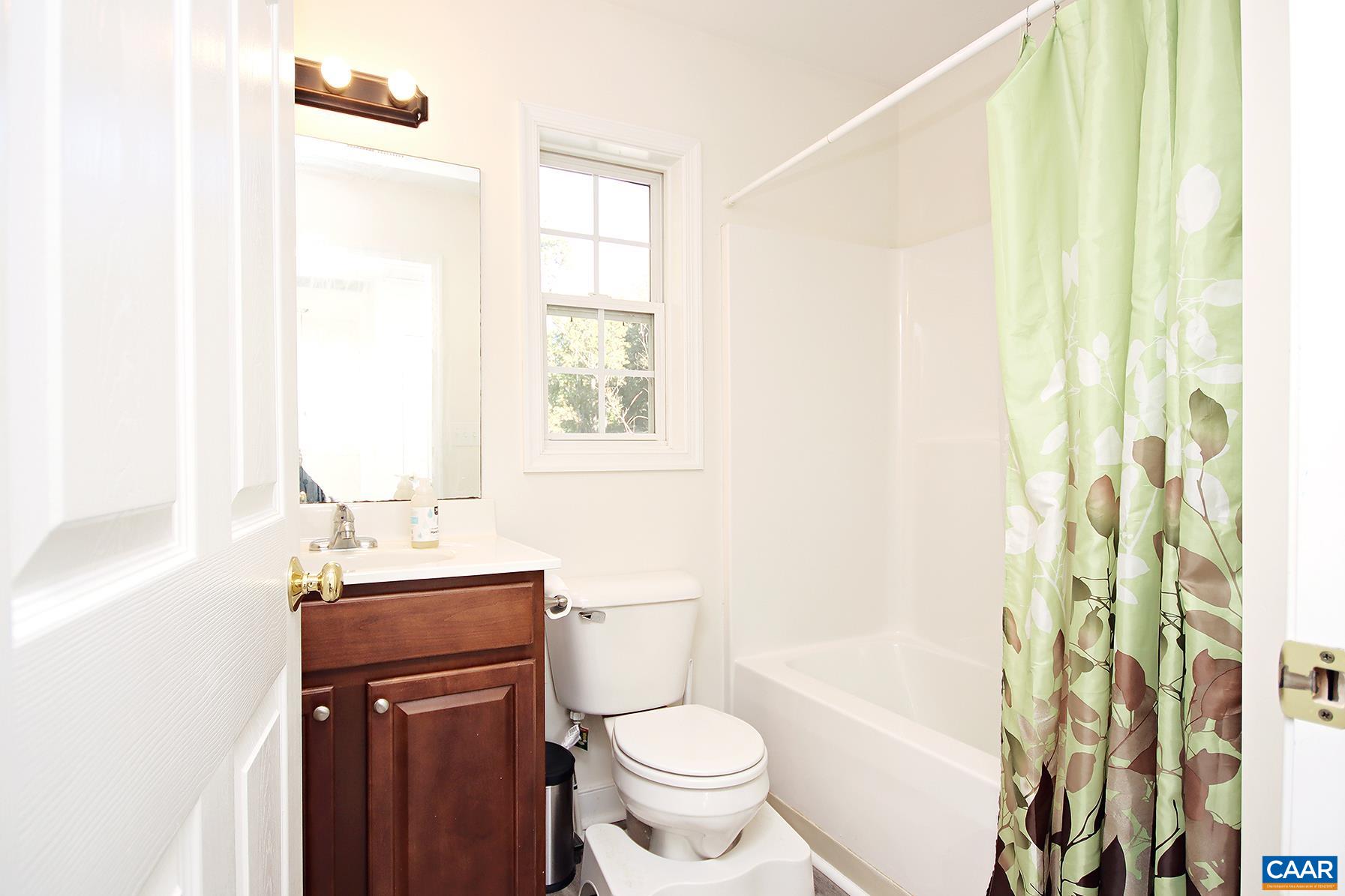 413 VALLEY ROAD EXT Unit: A & B