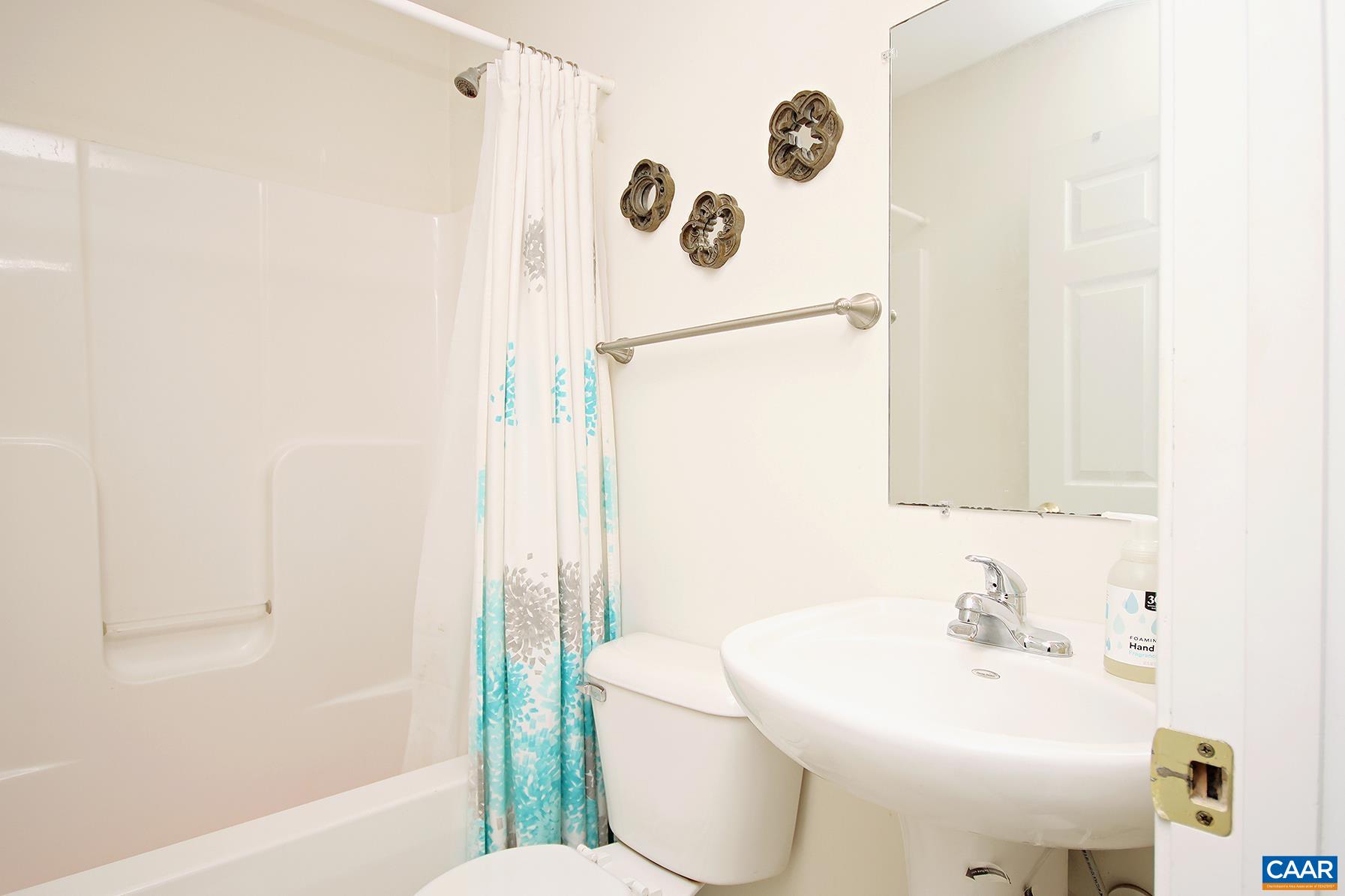 413 VALLEY ROAD EXT Unit: A & B