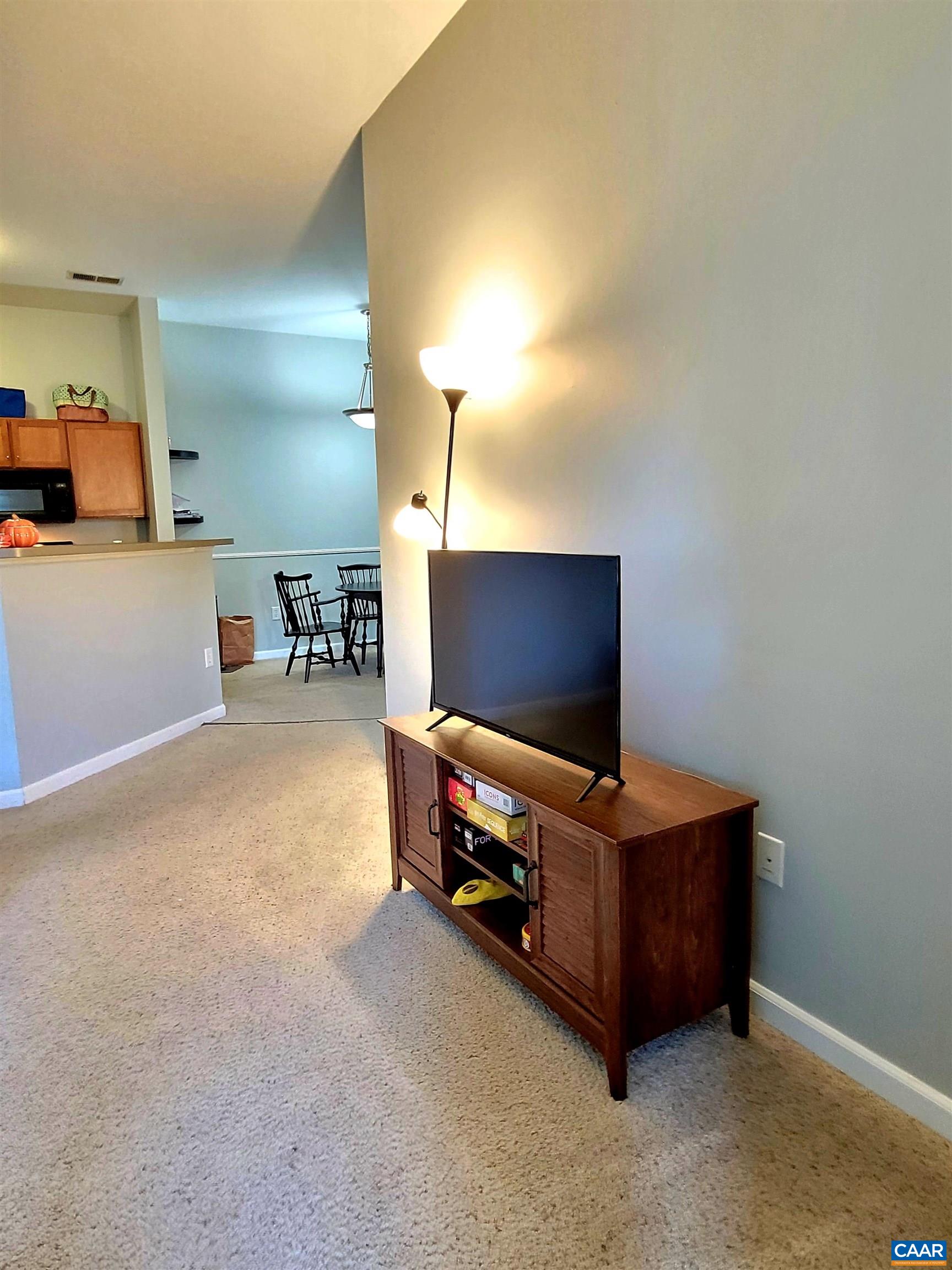 775 WALKER SQ Unit: 4D