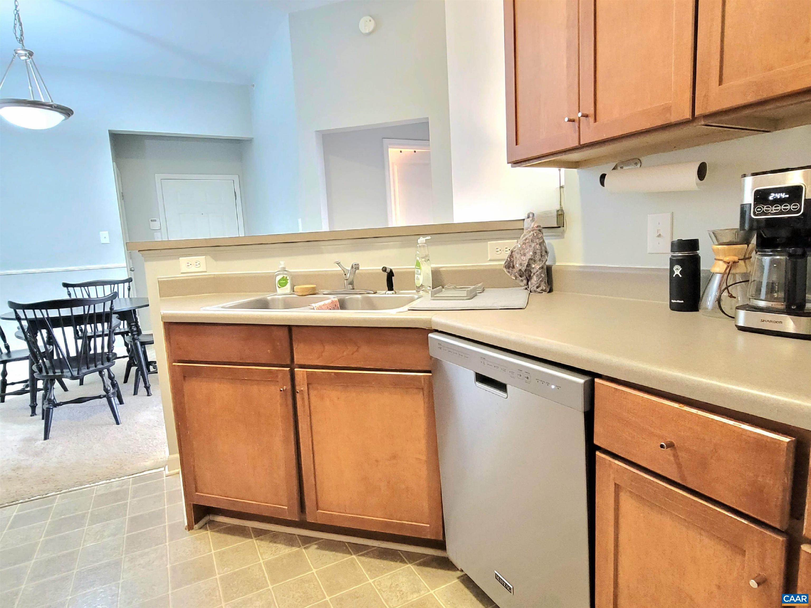 775 WALKER SQ Unit: 4D