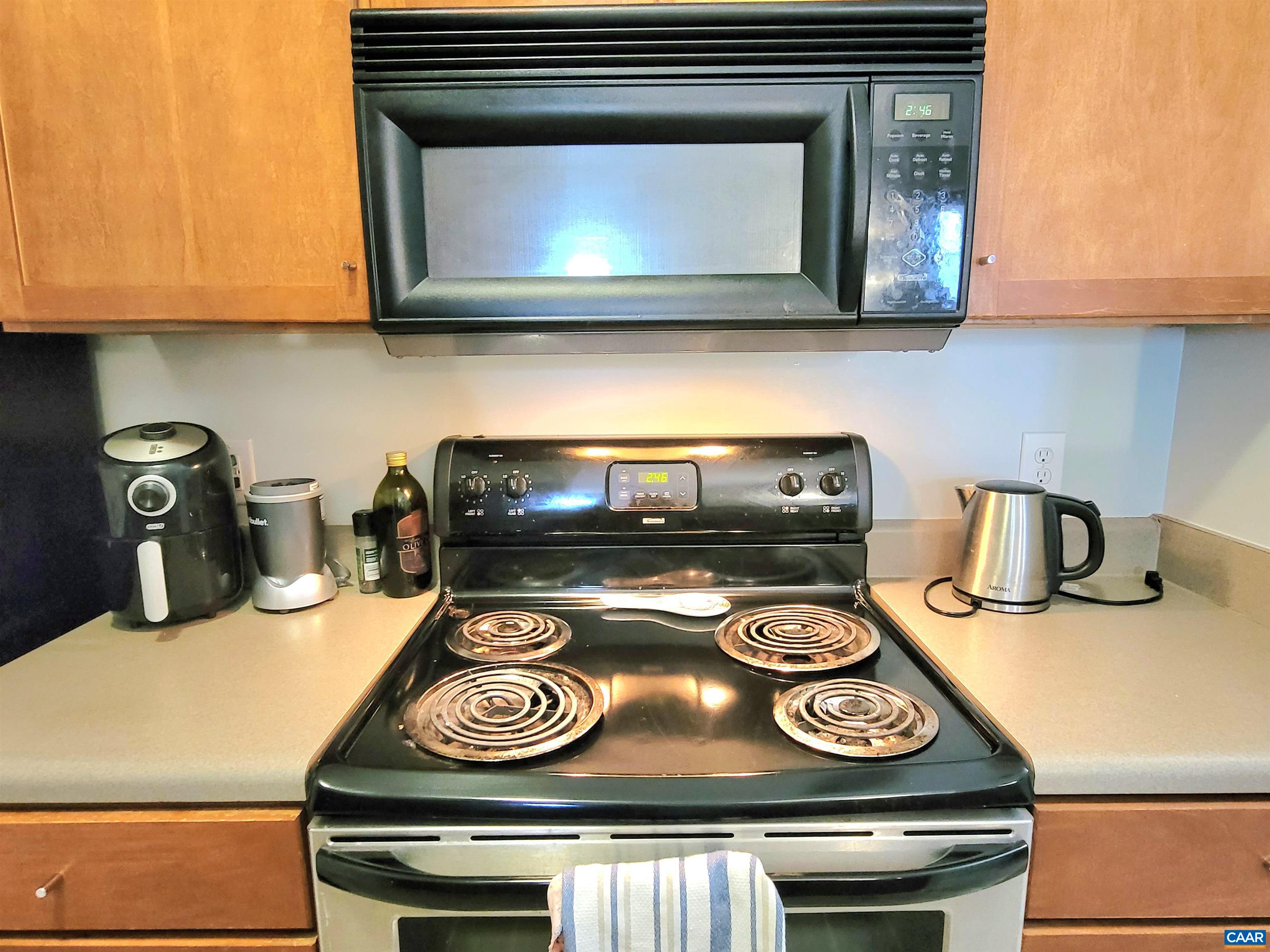 775 WALKER SQ Unit: 4D