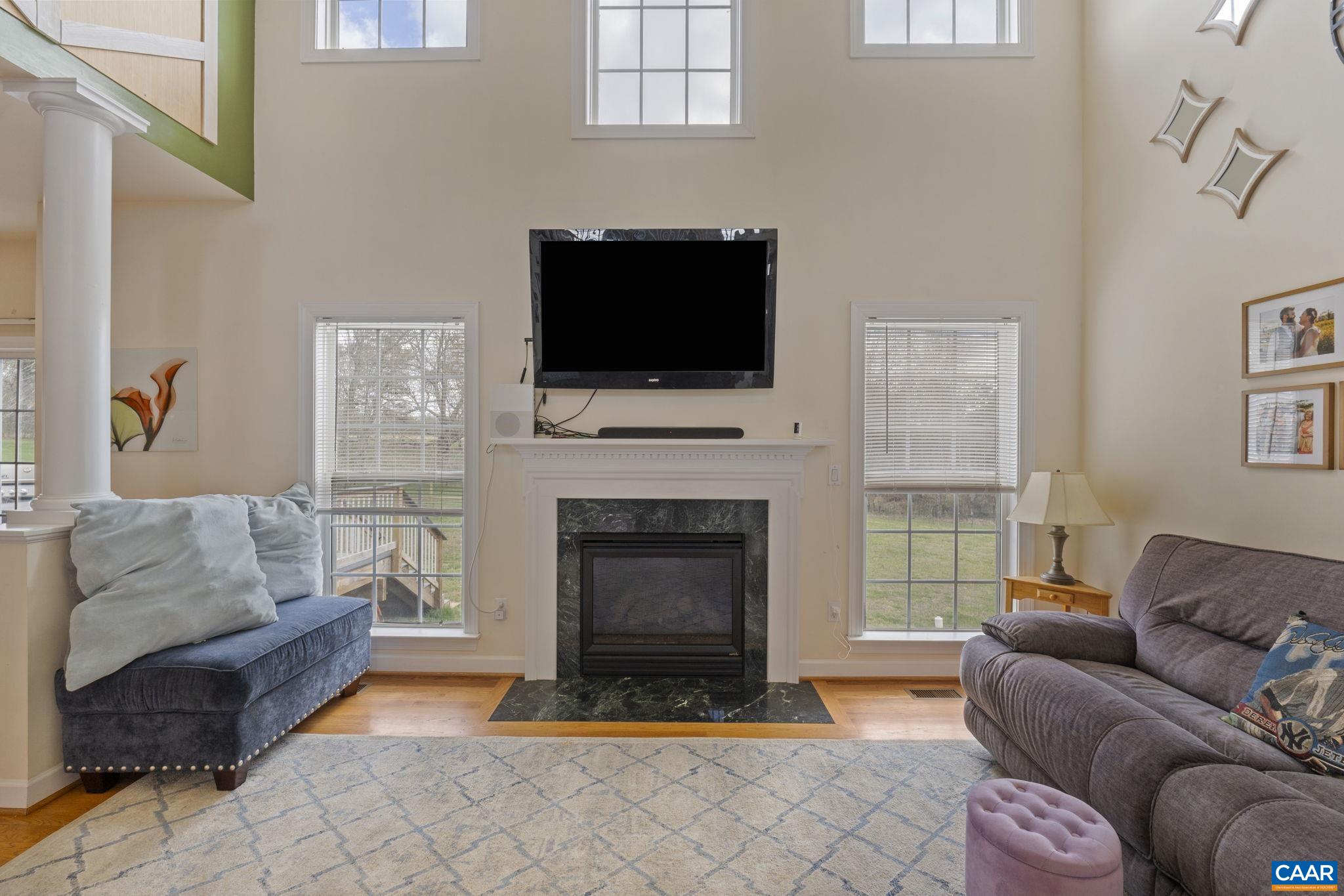94 HANCOCK DR