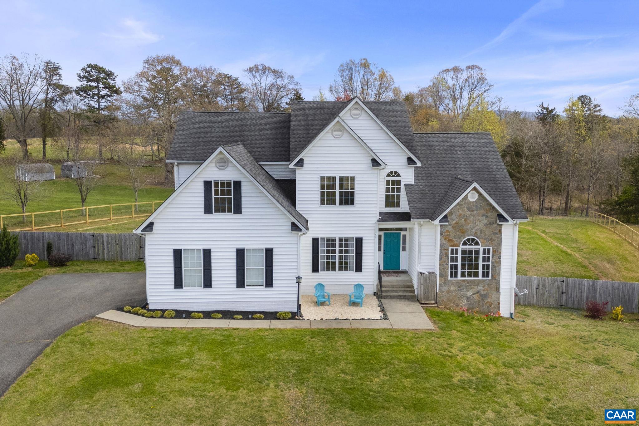 94 HANCOCK DR