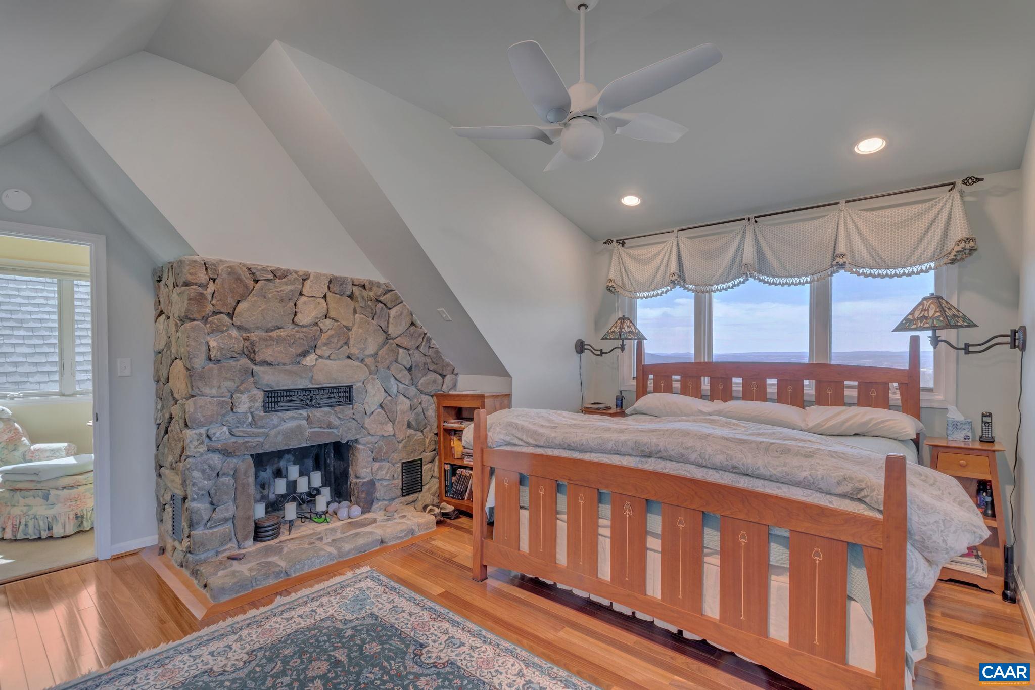 73 ROCKLEDGE RD