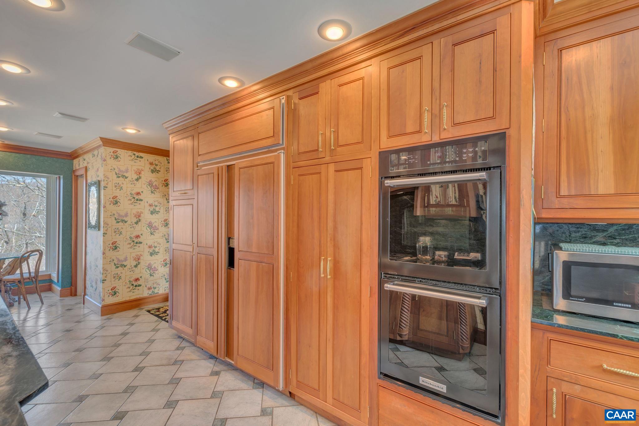 73 ROCKLEDGE RD