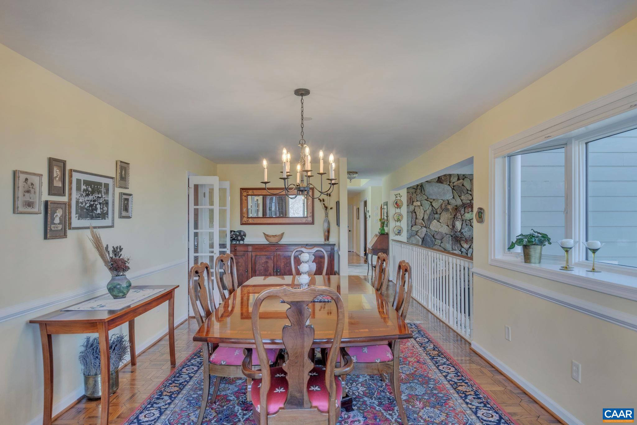 73 ROCKLEDGE RD