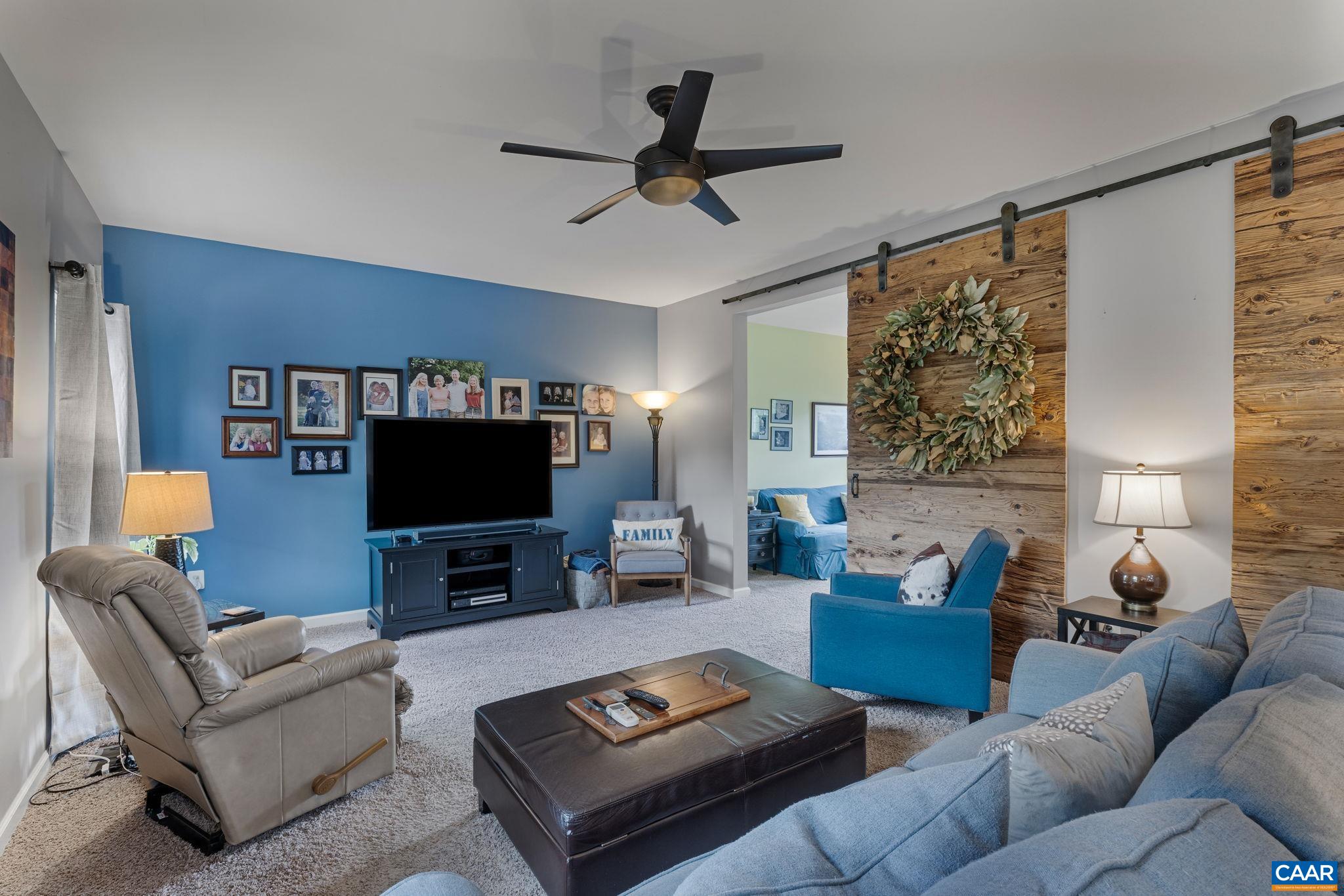 263 HOLLY HILL DR