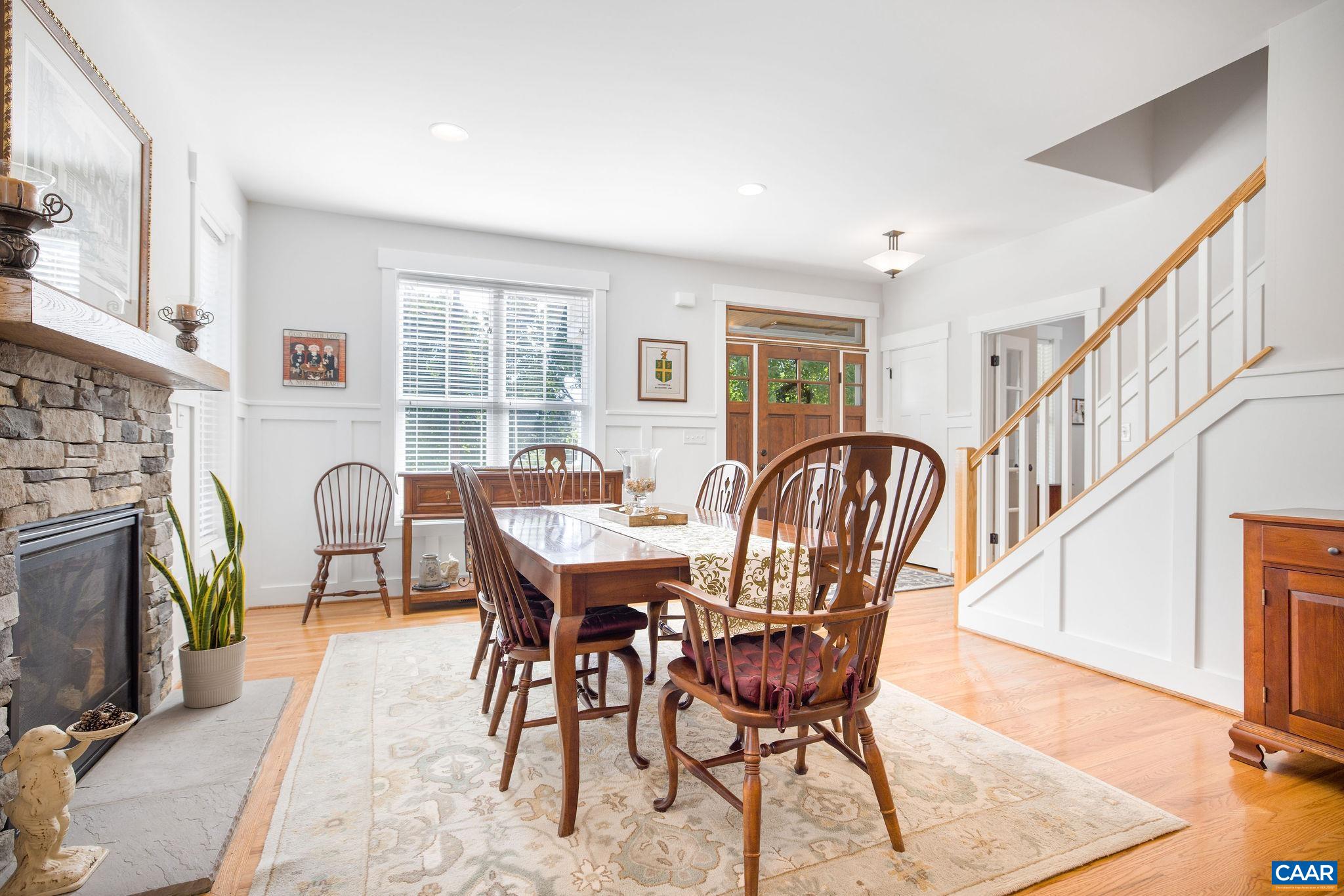 918 HADEN LN
