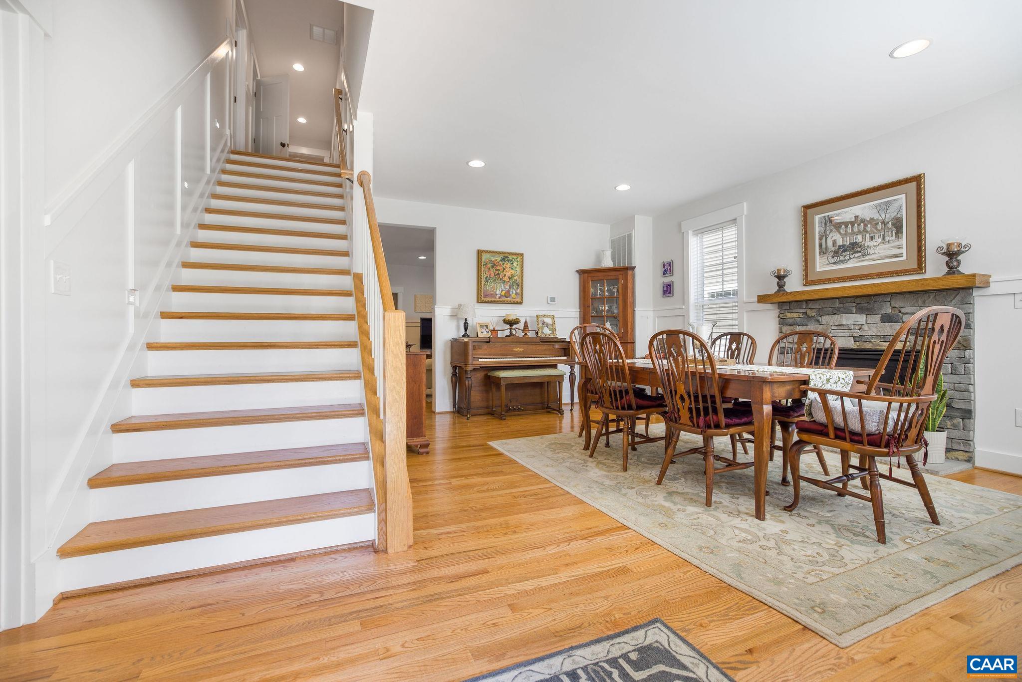 918 HADEN LN
