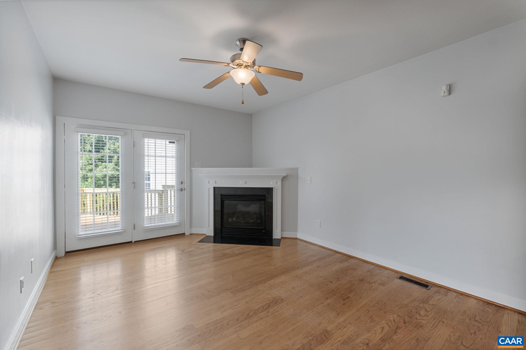 185 BROOKWOOD DR