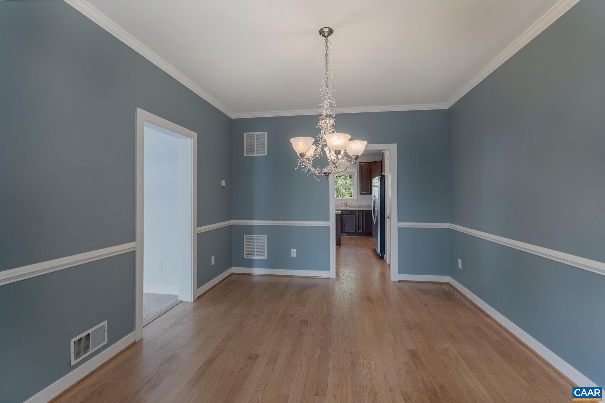 185 BROOKWOOD DR