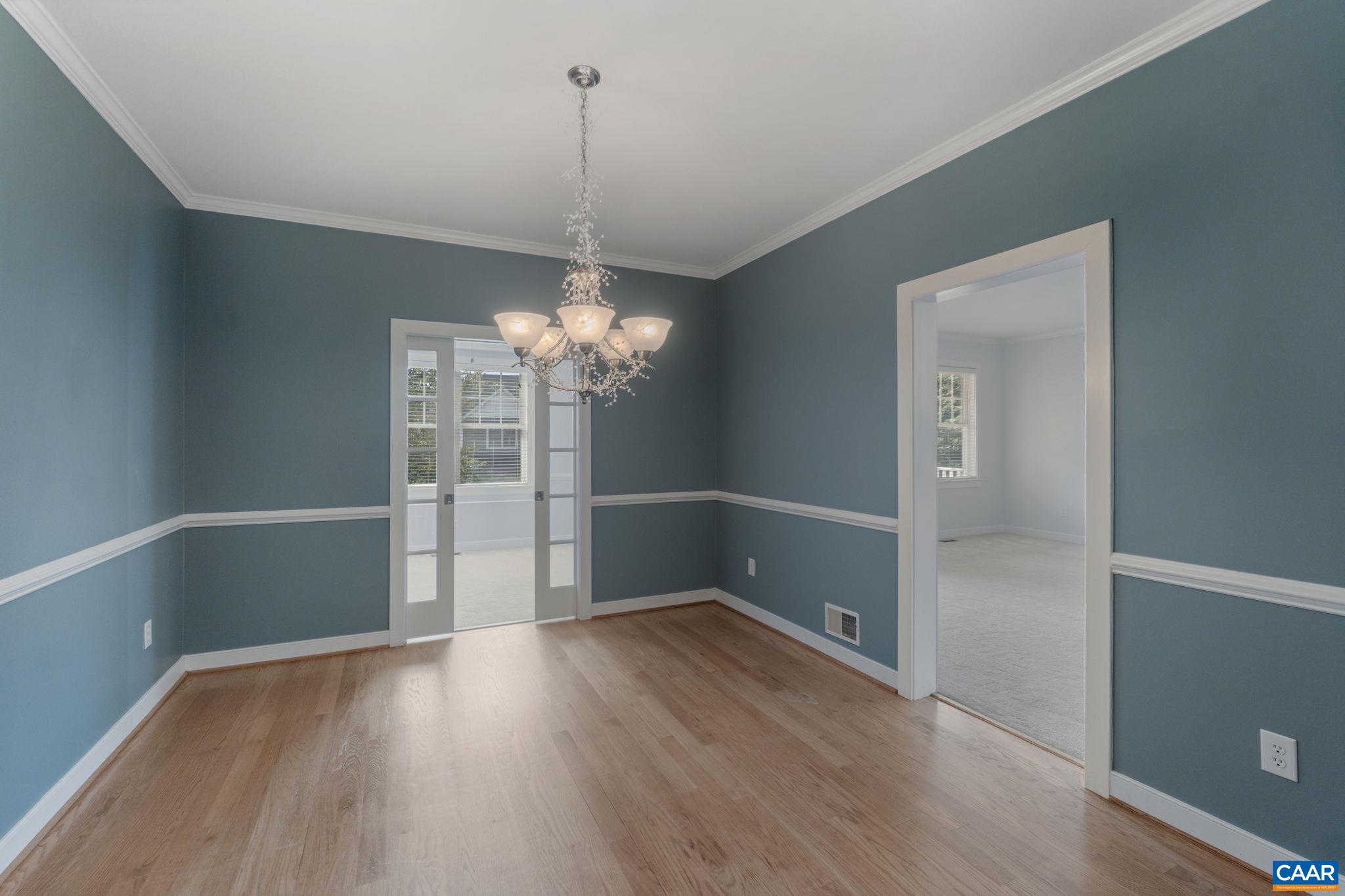 185 BROOKWOOD DR