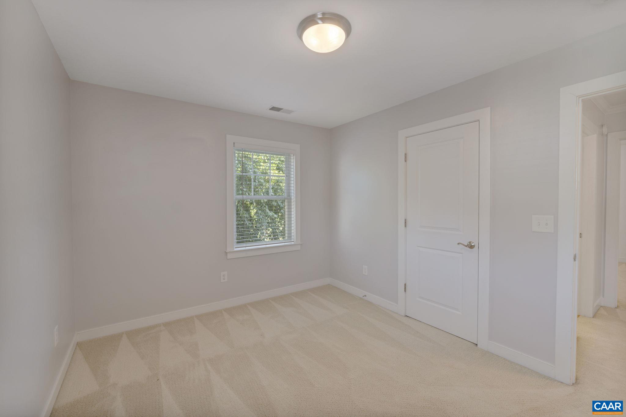 185 BROOKWOOD DR