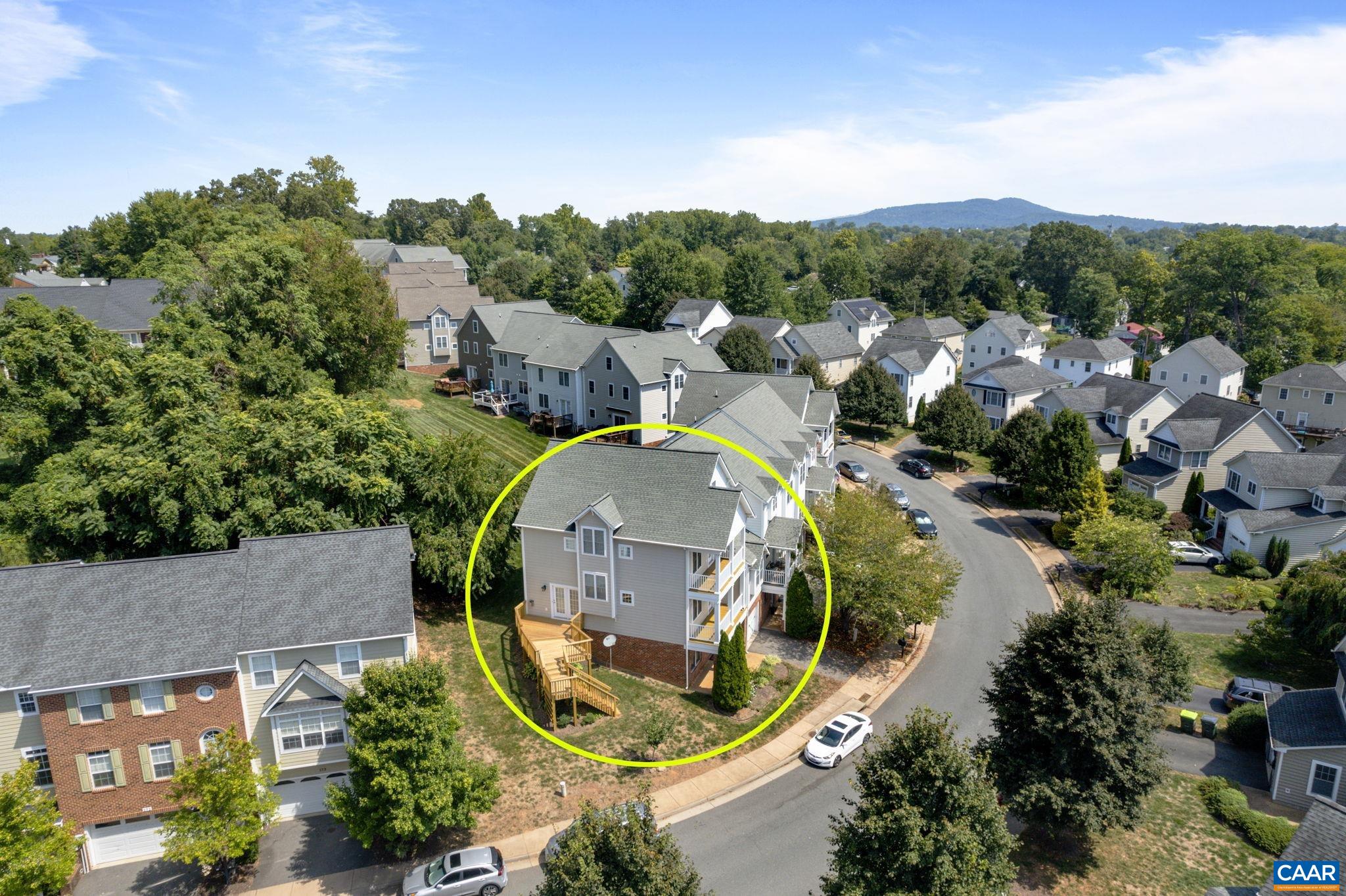 185 BROOKWOOD DR